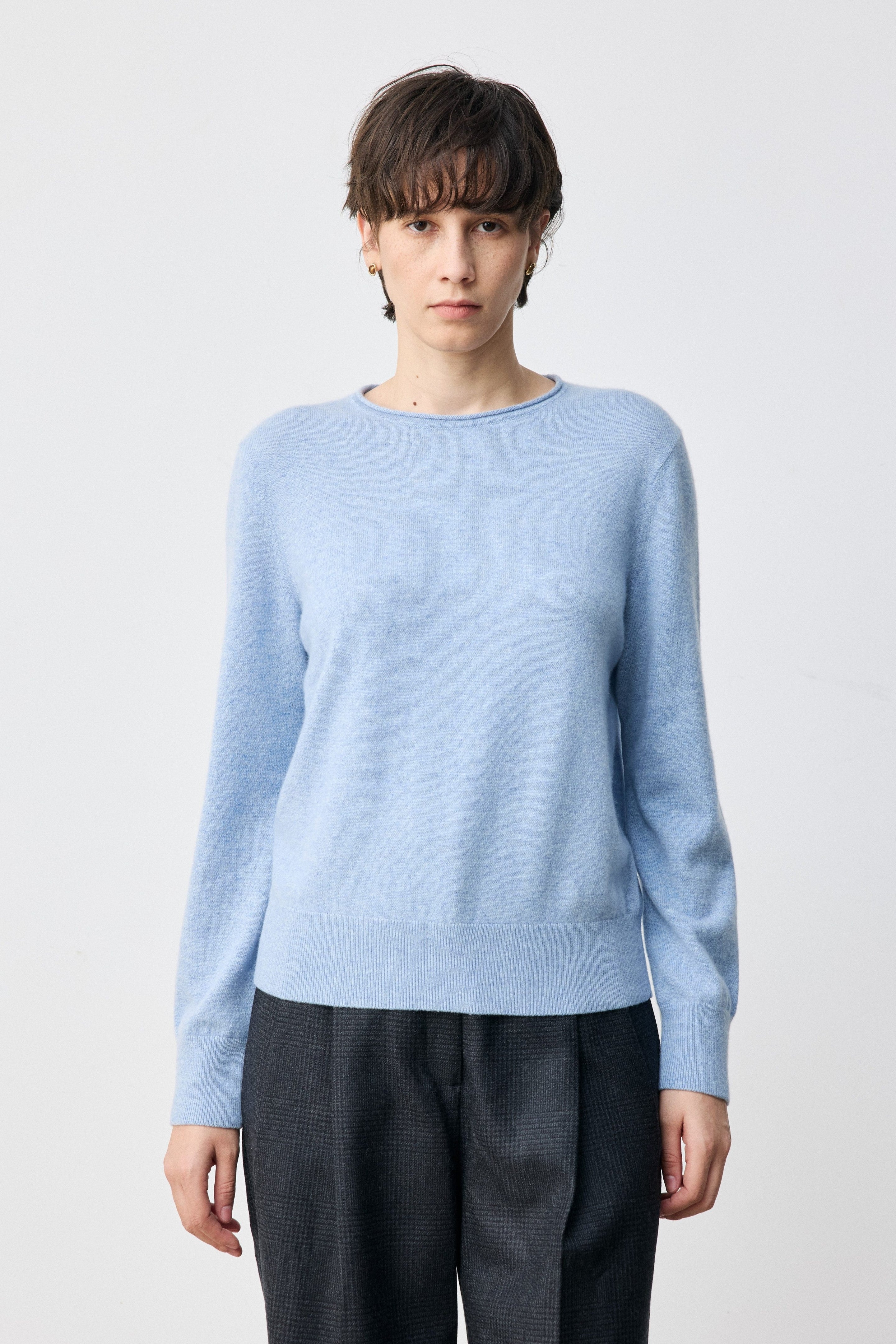 Classic Pure Cashmere Crewneck Sweater