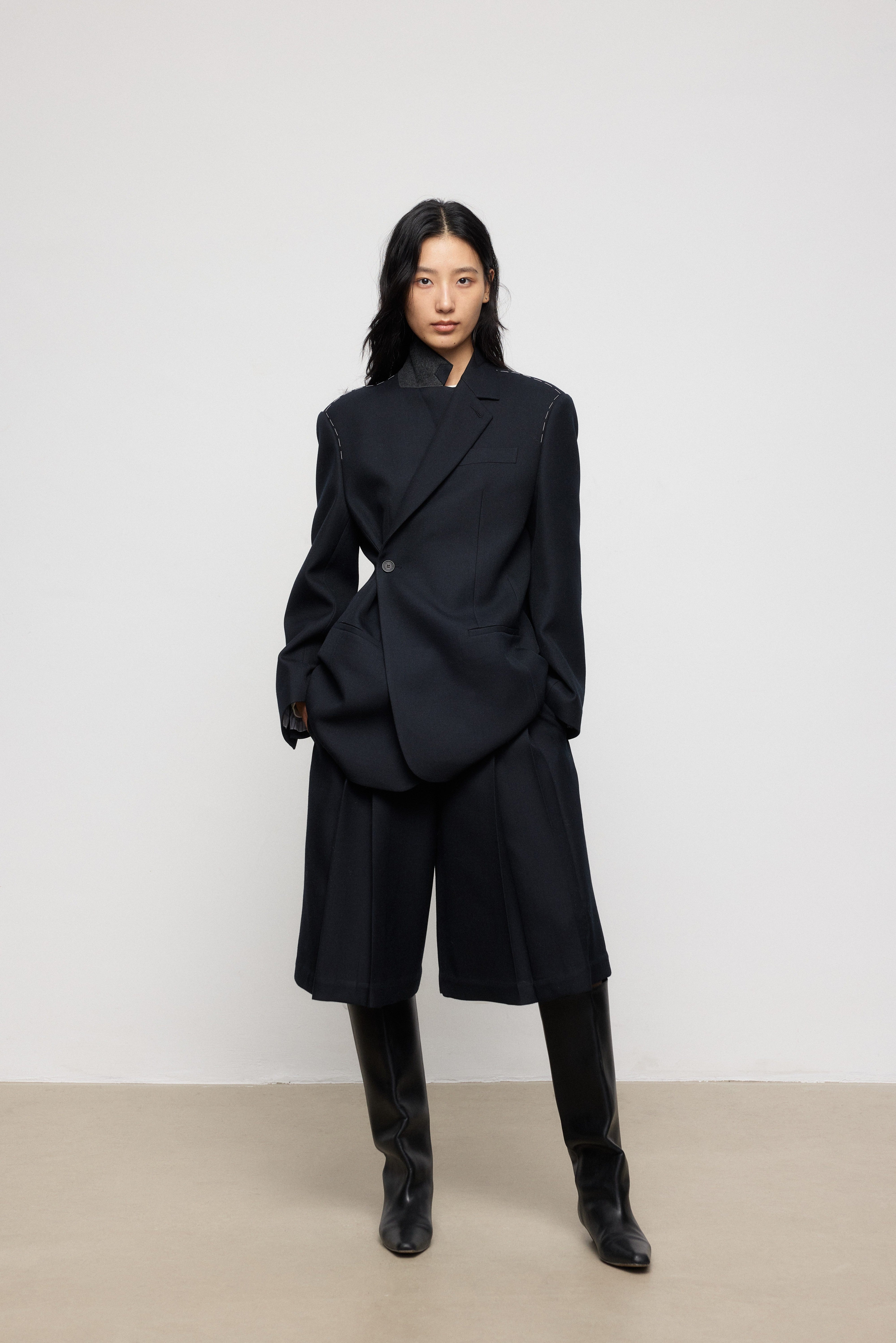 Wool-Blend Relaxed Tailored Blazer