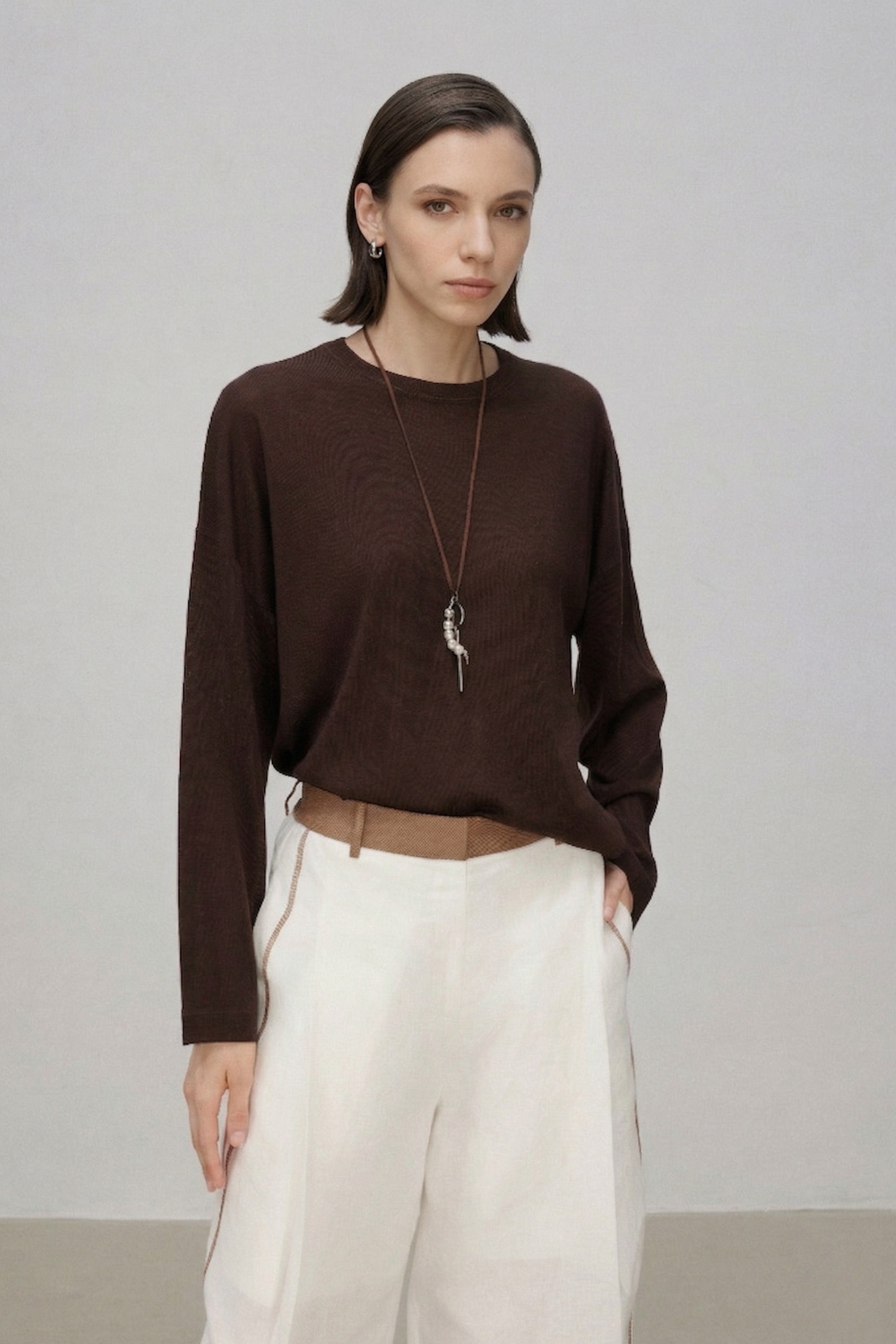 Lightweight Wool-Silk Crewneck Knit Pullover