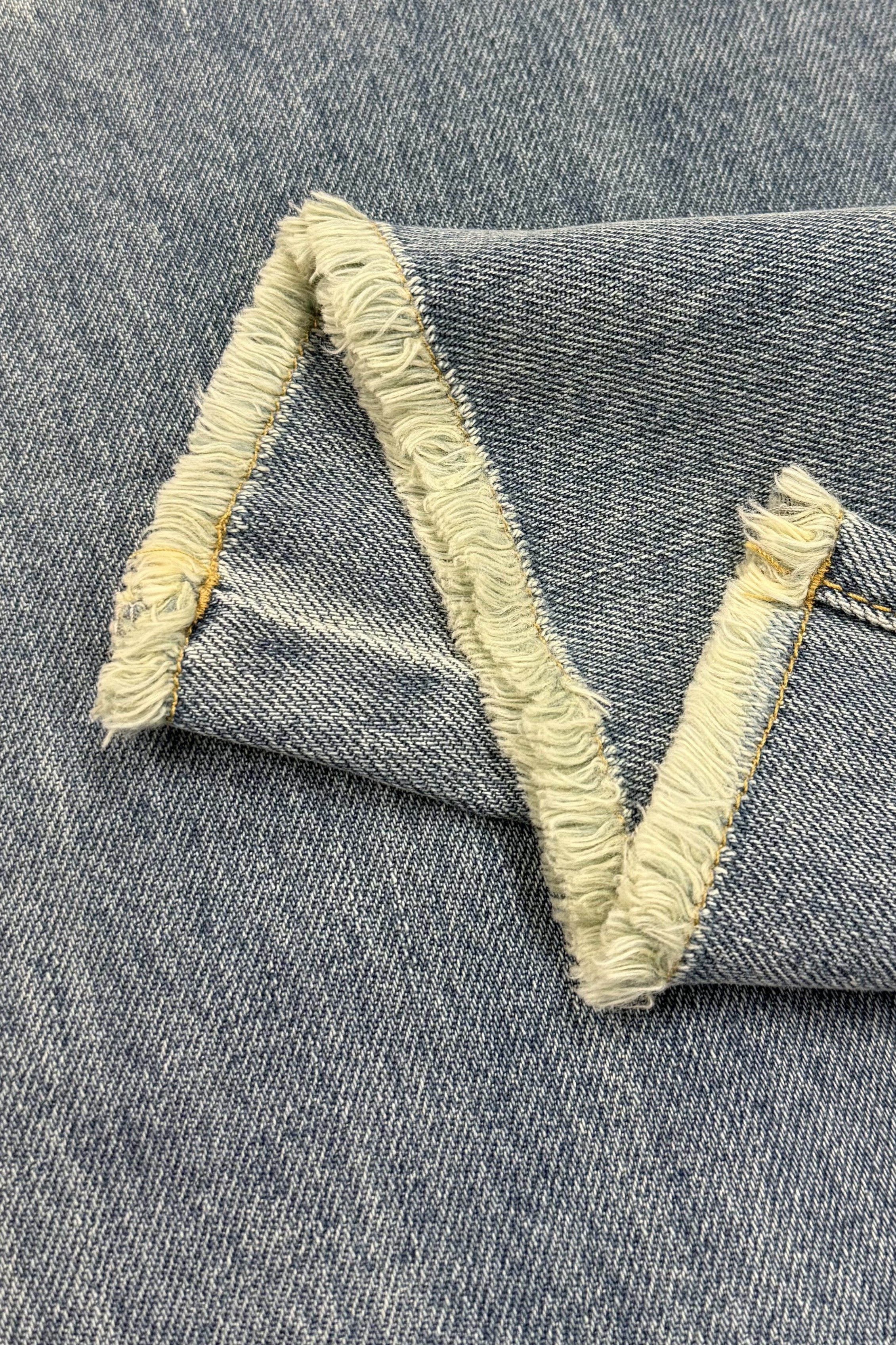 Tailored Straight-Leg Jeans with Frayed Hem