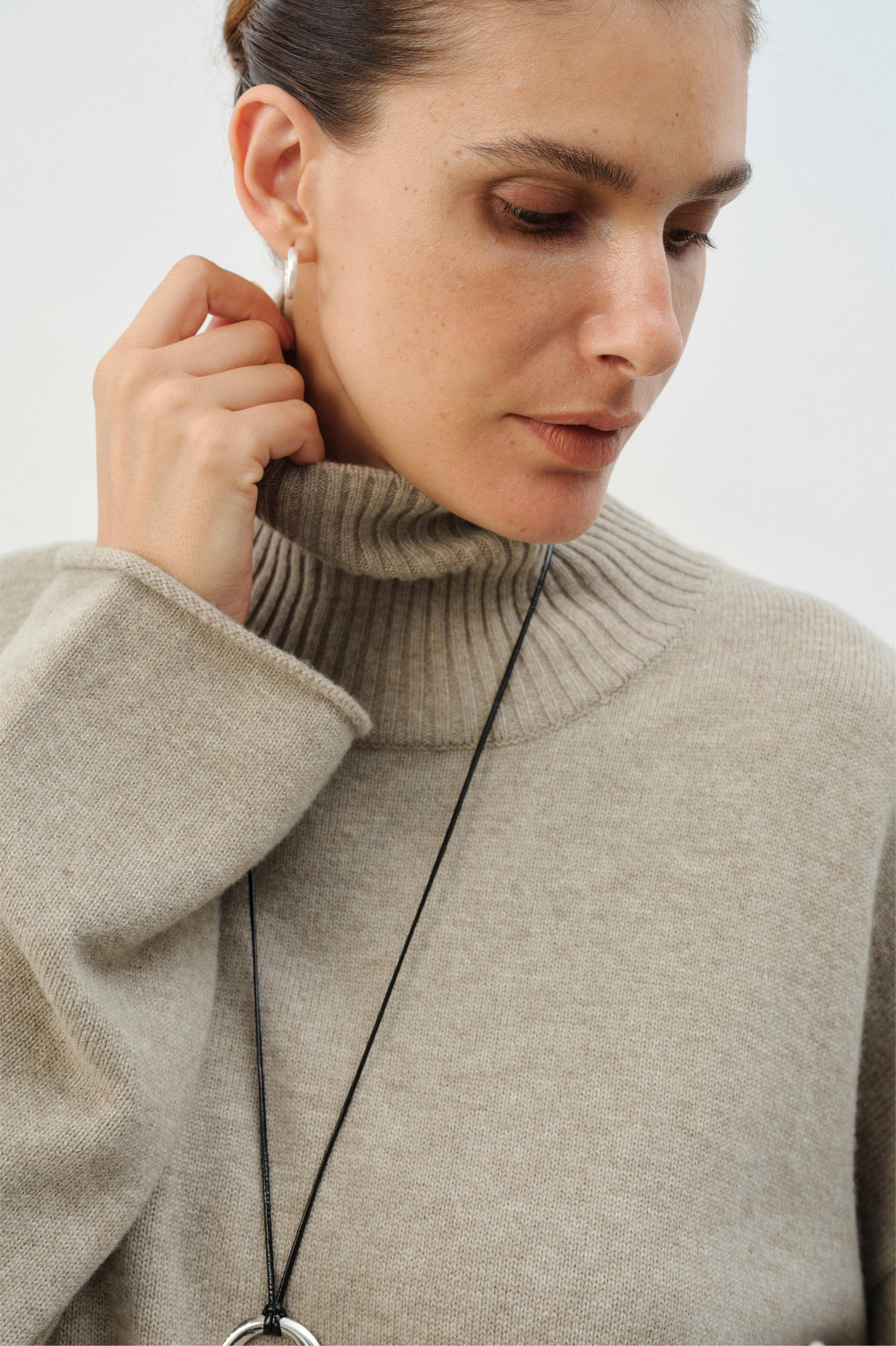 Plush Wool-Cashmere Turtleneck Sweater