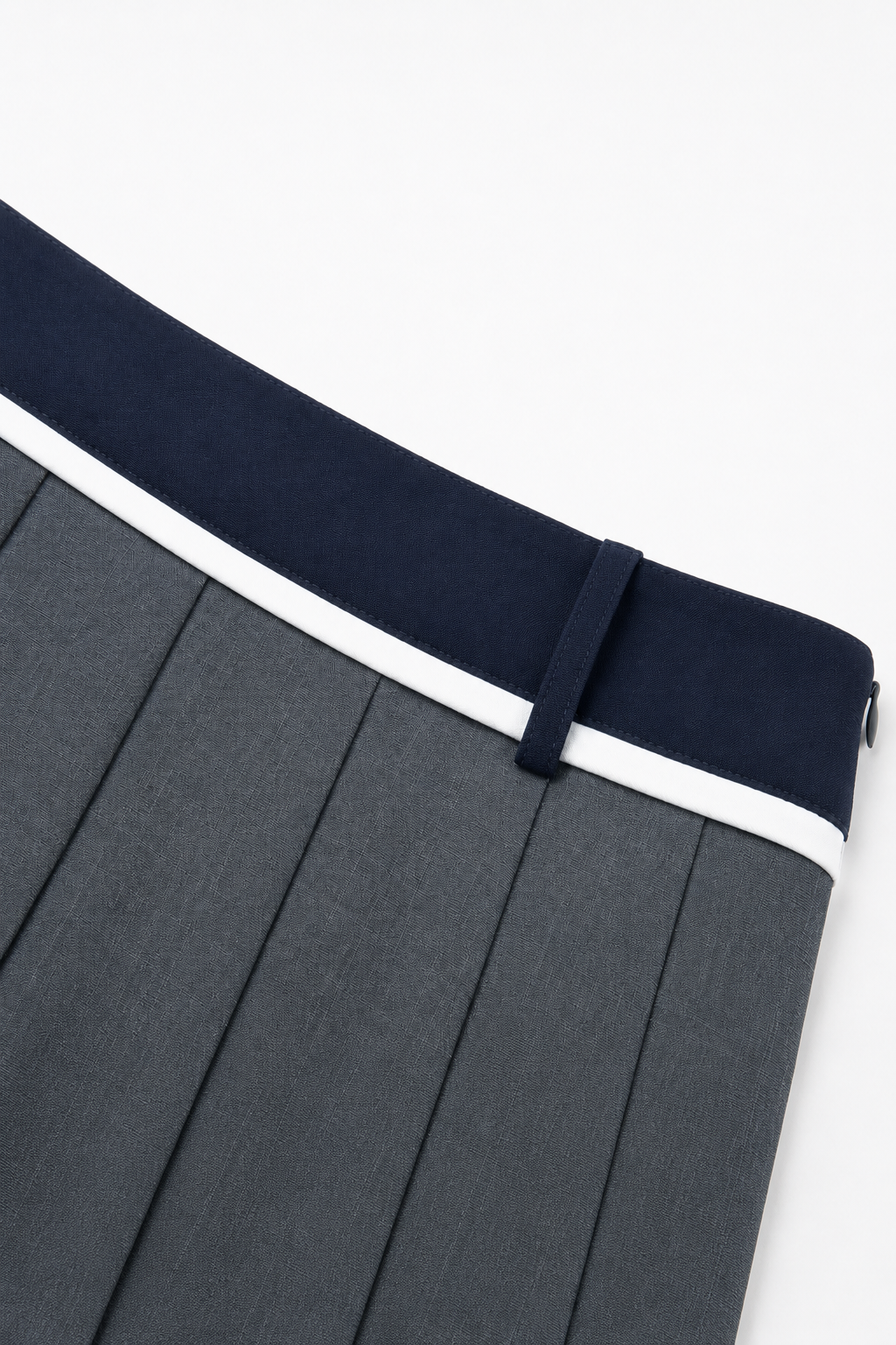 Contrast Waist Wool-Blend Pleated Skirt