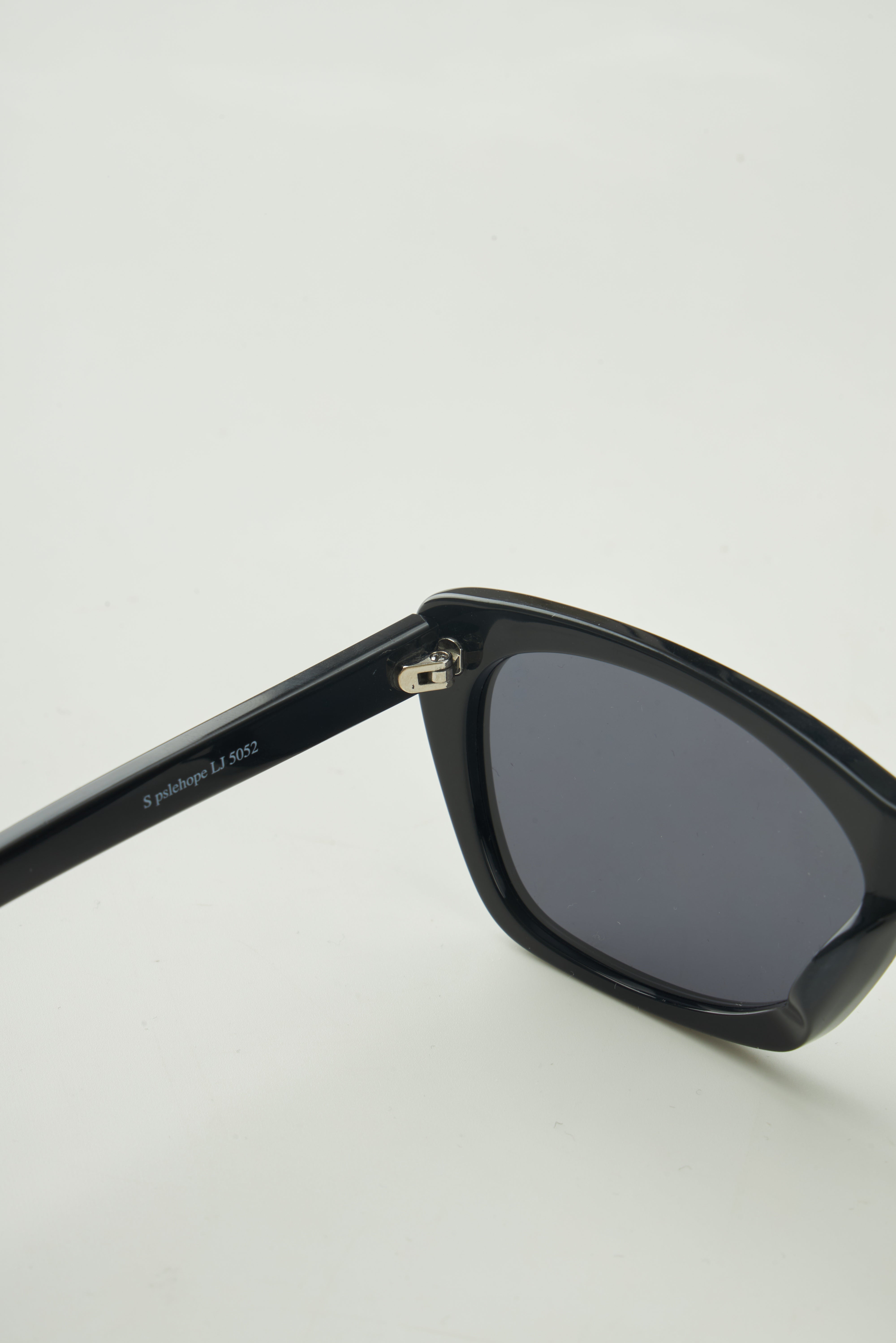 Black Frame UV Portection Sunglasses