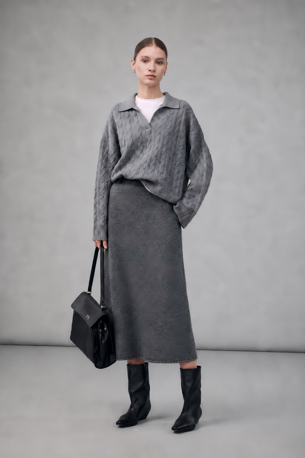 Premium Yak Wool Straight-Cut Knit Skirt with Back Slit