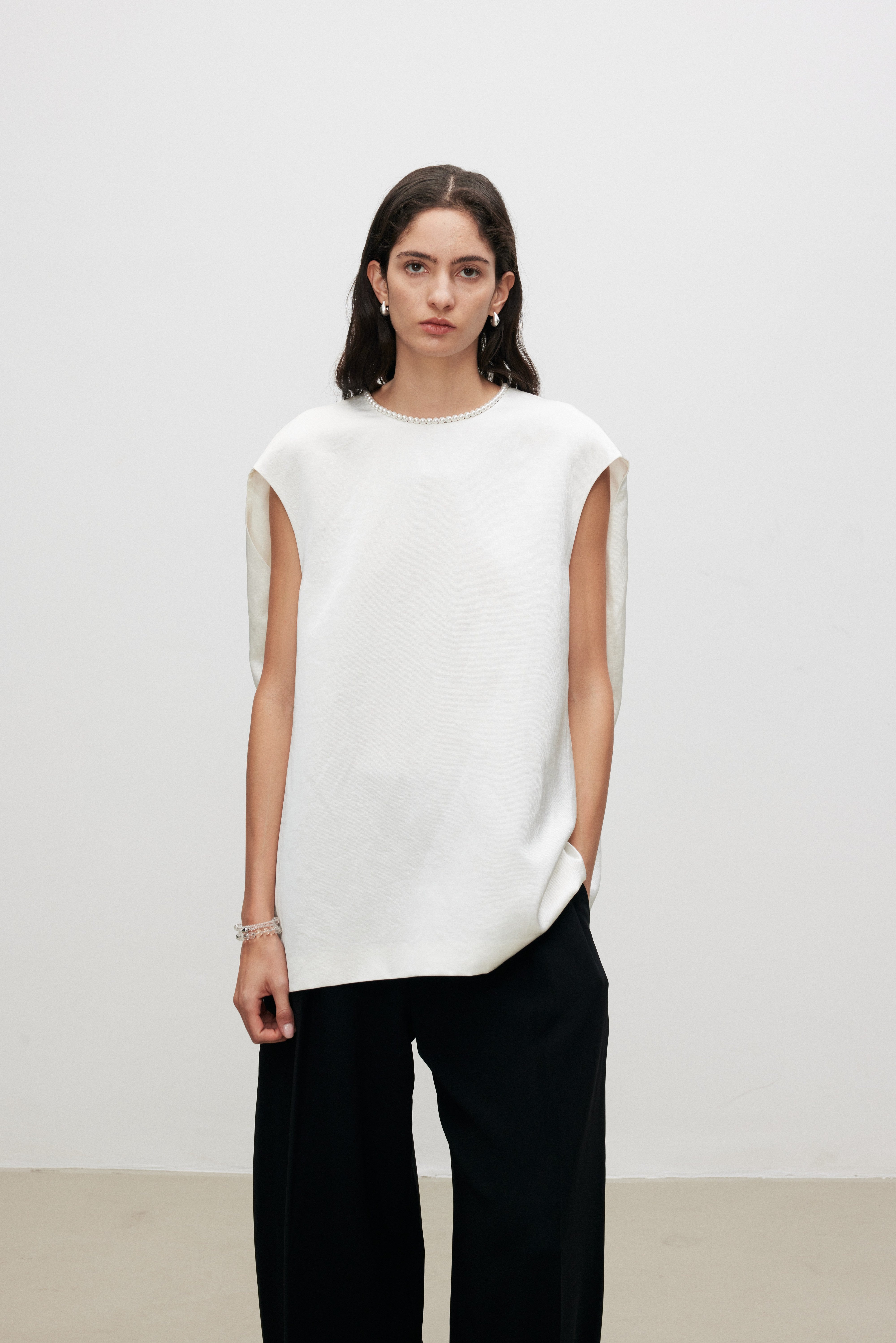Pearl Sheen Acetate Linen Blend Sleeveless Top