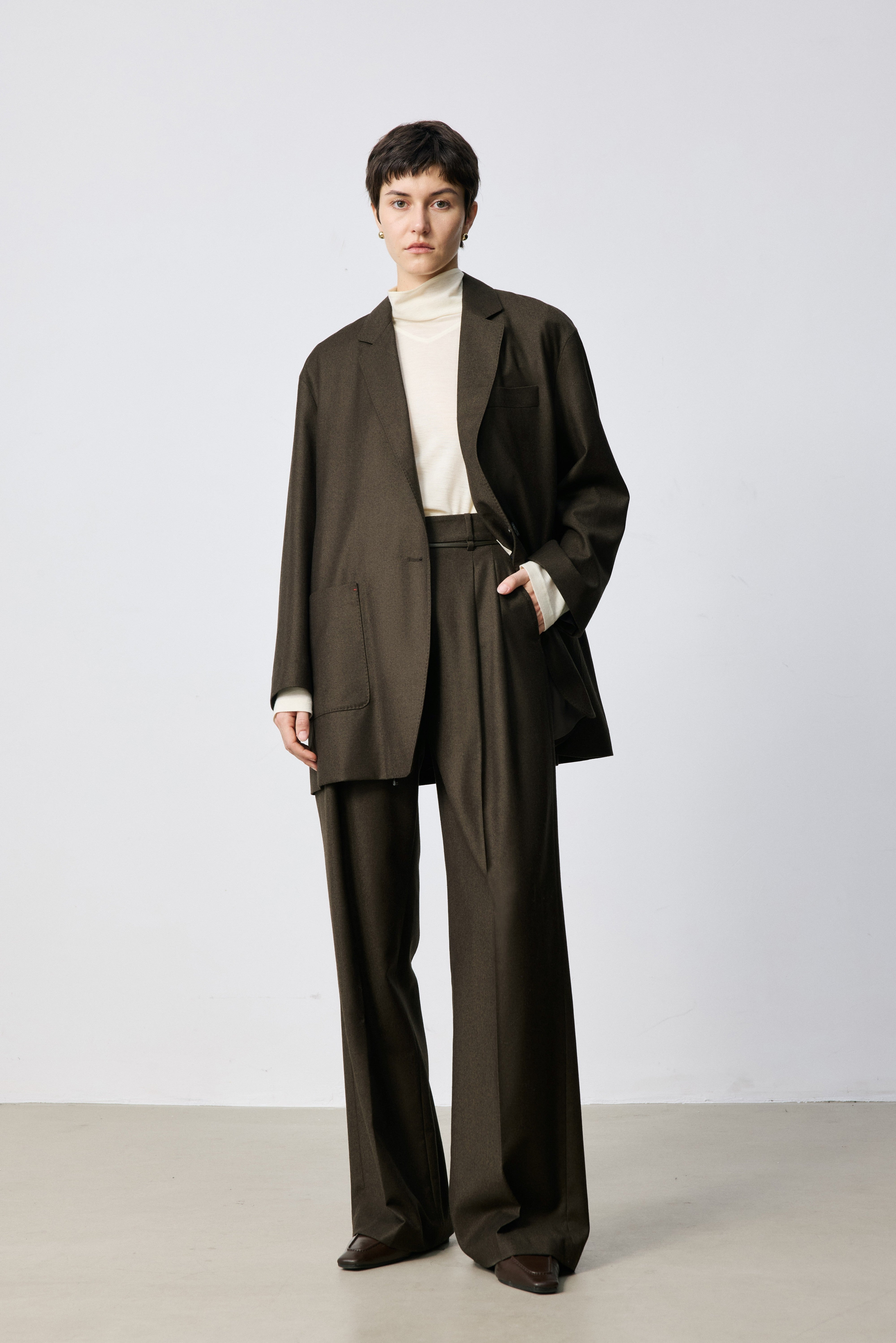 One-Button Relaxed Fit Wool Blazer