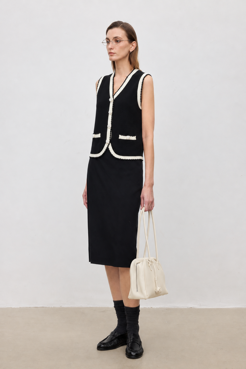 Wool-Cashmere Contrast Trim Knit Vest