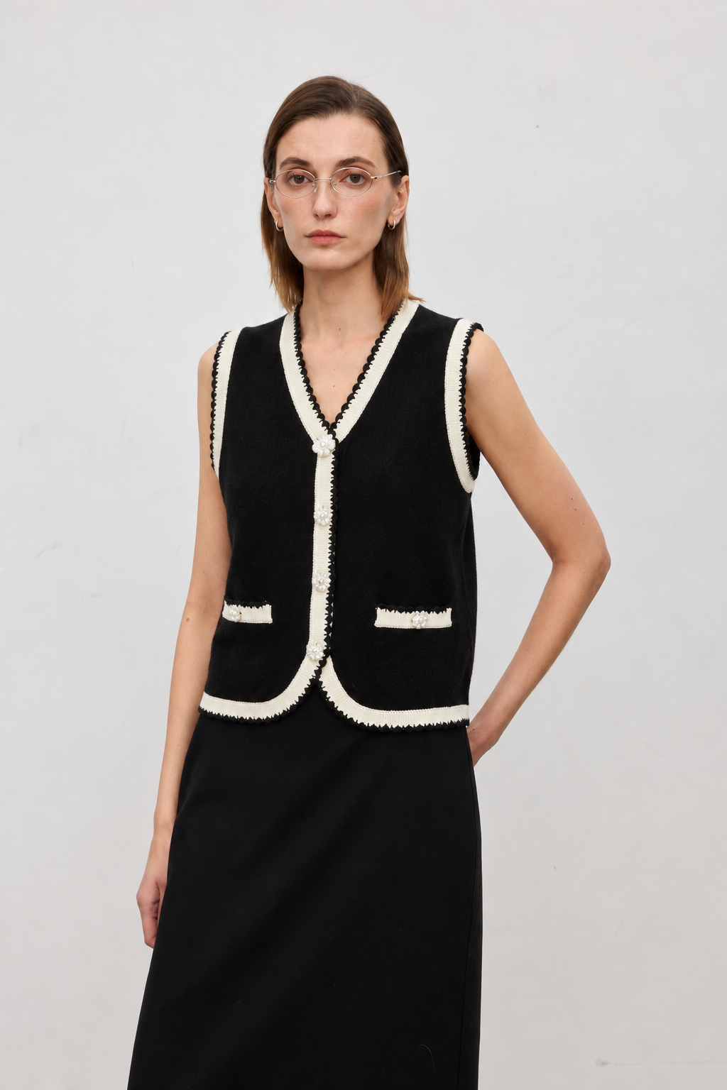 Wool-Cashmere Contrast Trim Knit Vest