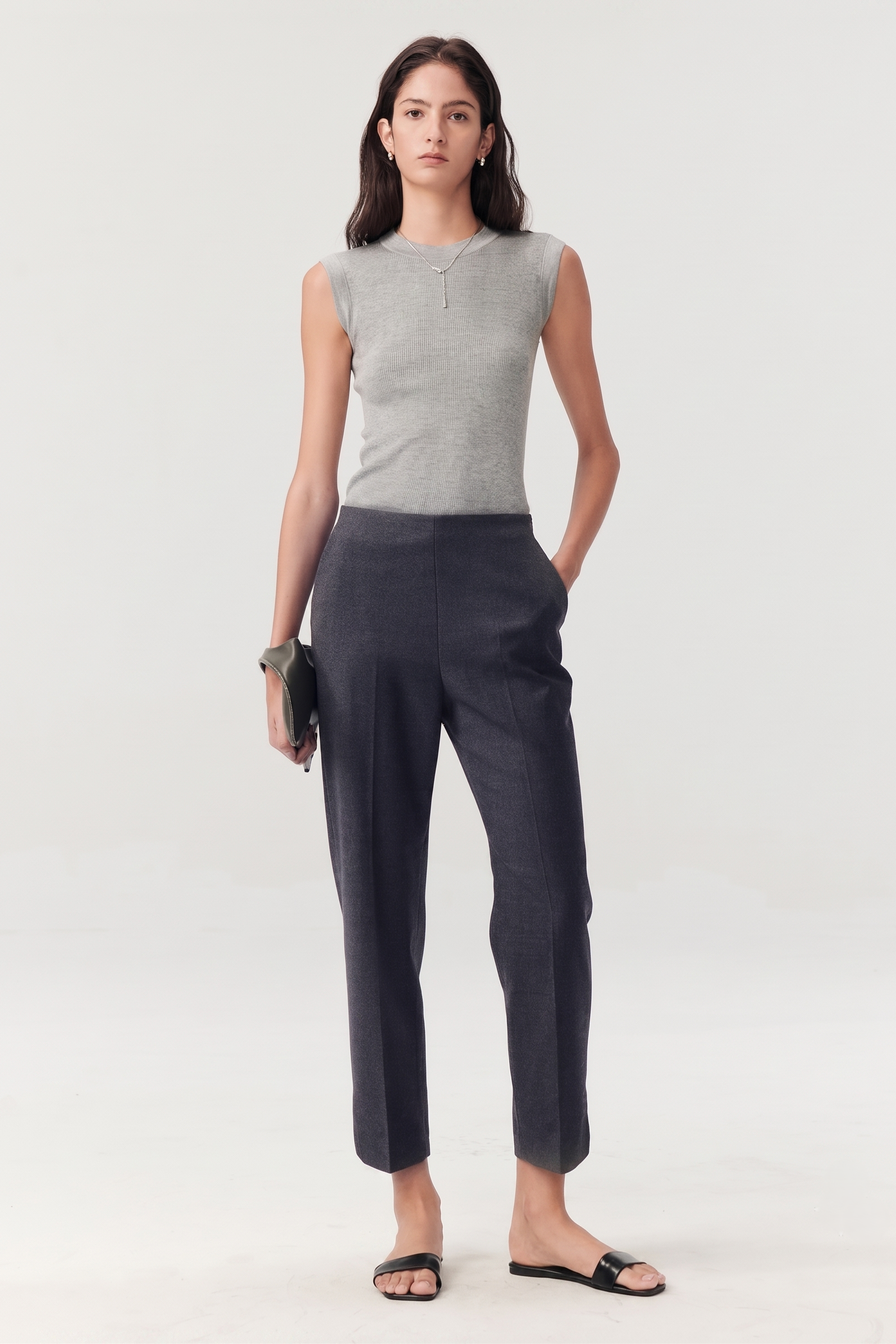 Super 120s Wool Tapered Trousers
