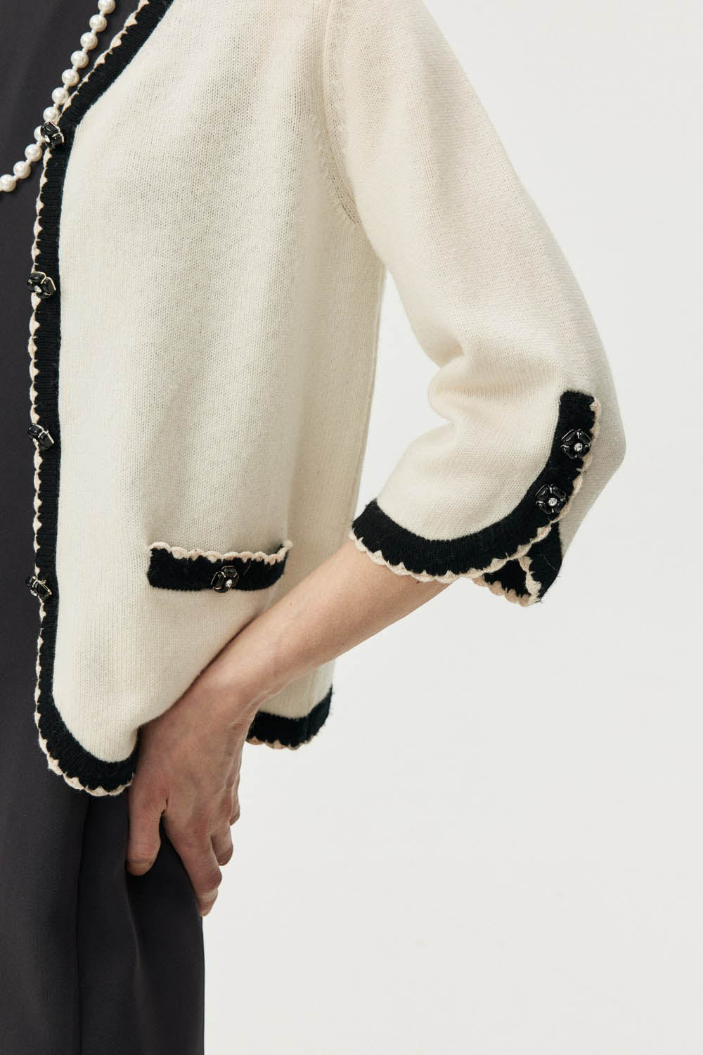 Marius Women'S Chic Color-Block Cardigan Top with Lace Trim