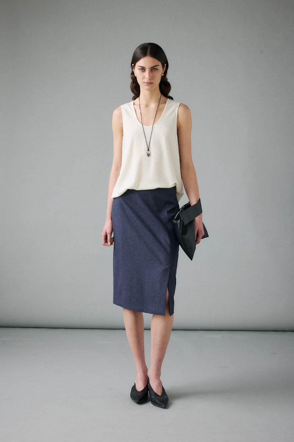 Marius Women's Scoop Neck Knit Vest