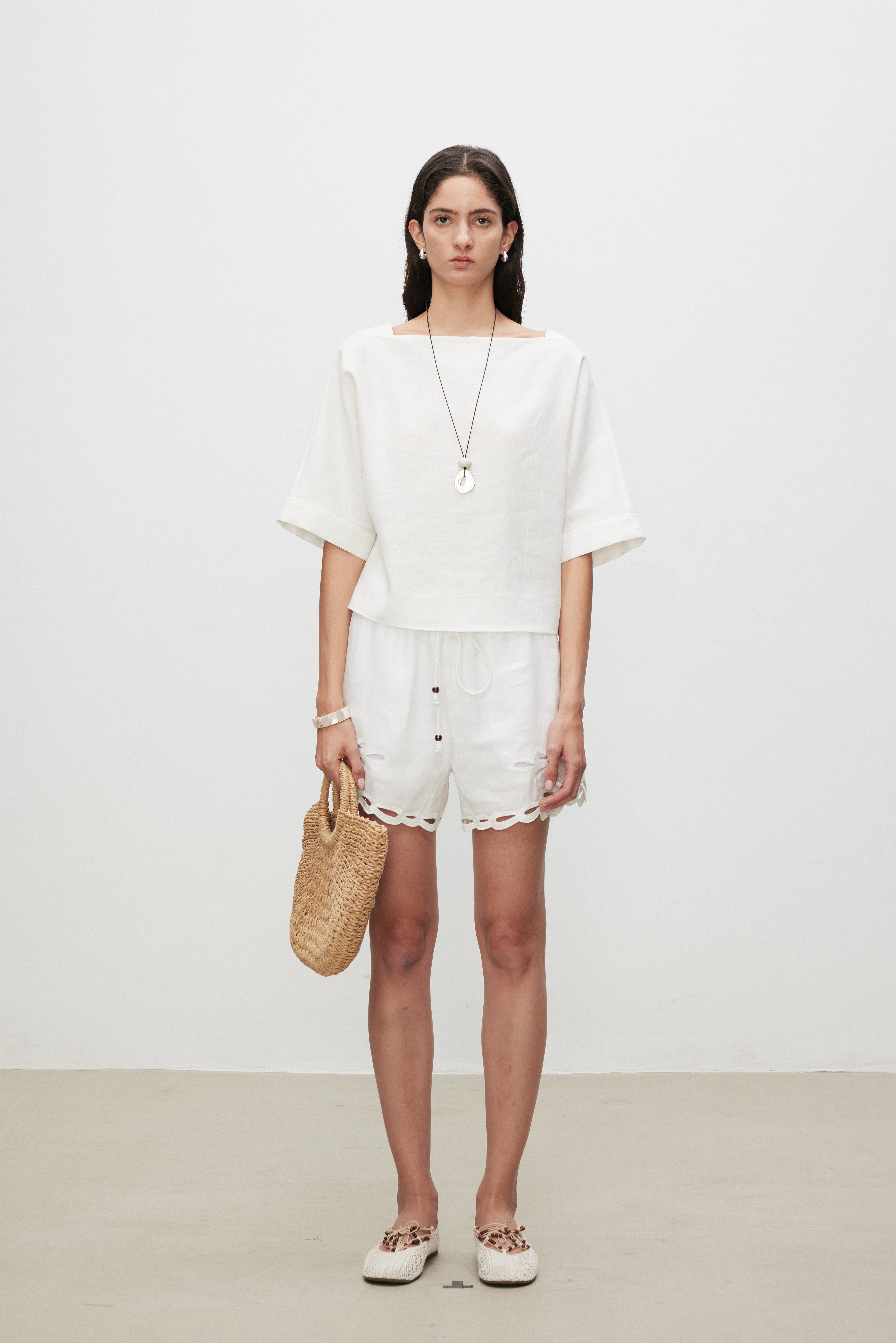 Linen Broderie Anglaise Shorts