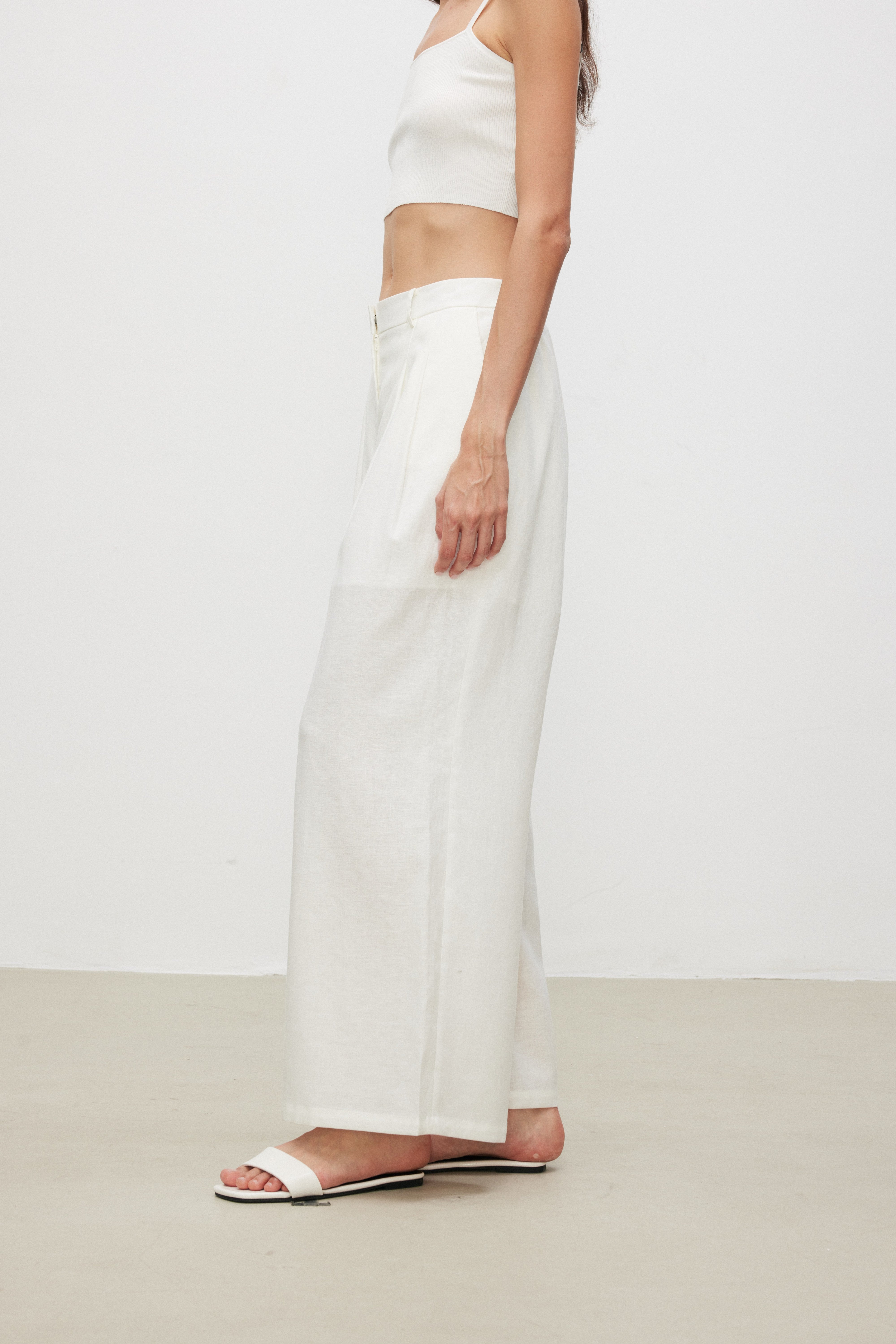 Linen Pleated Wide Pants
