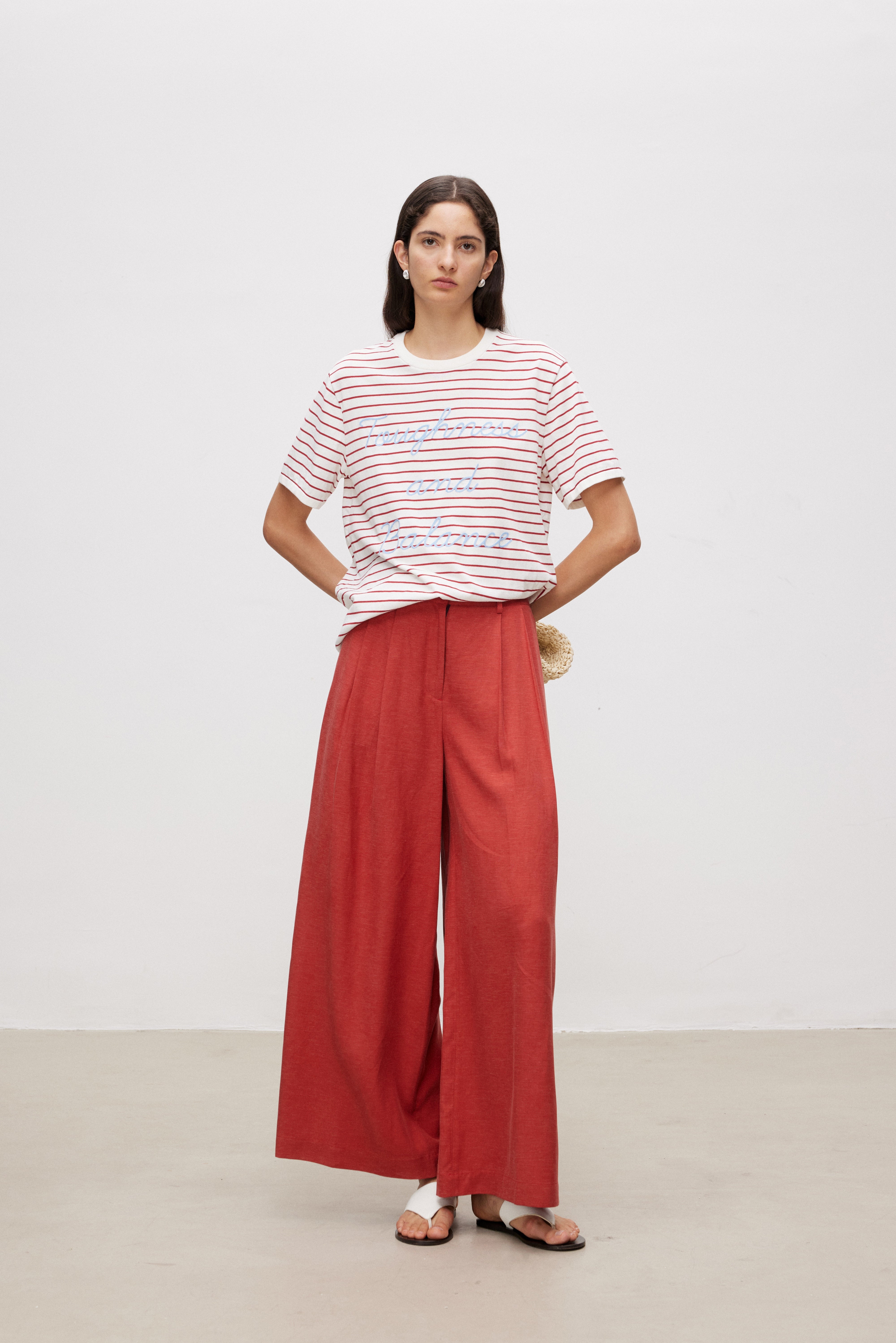 Relaxed Cropped Lyocell Linen Trousers