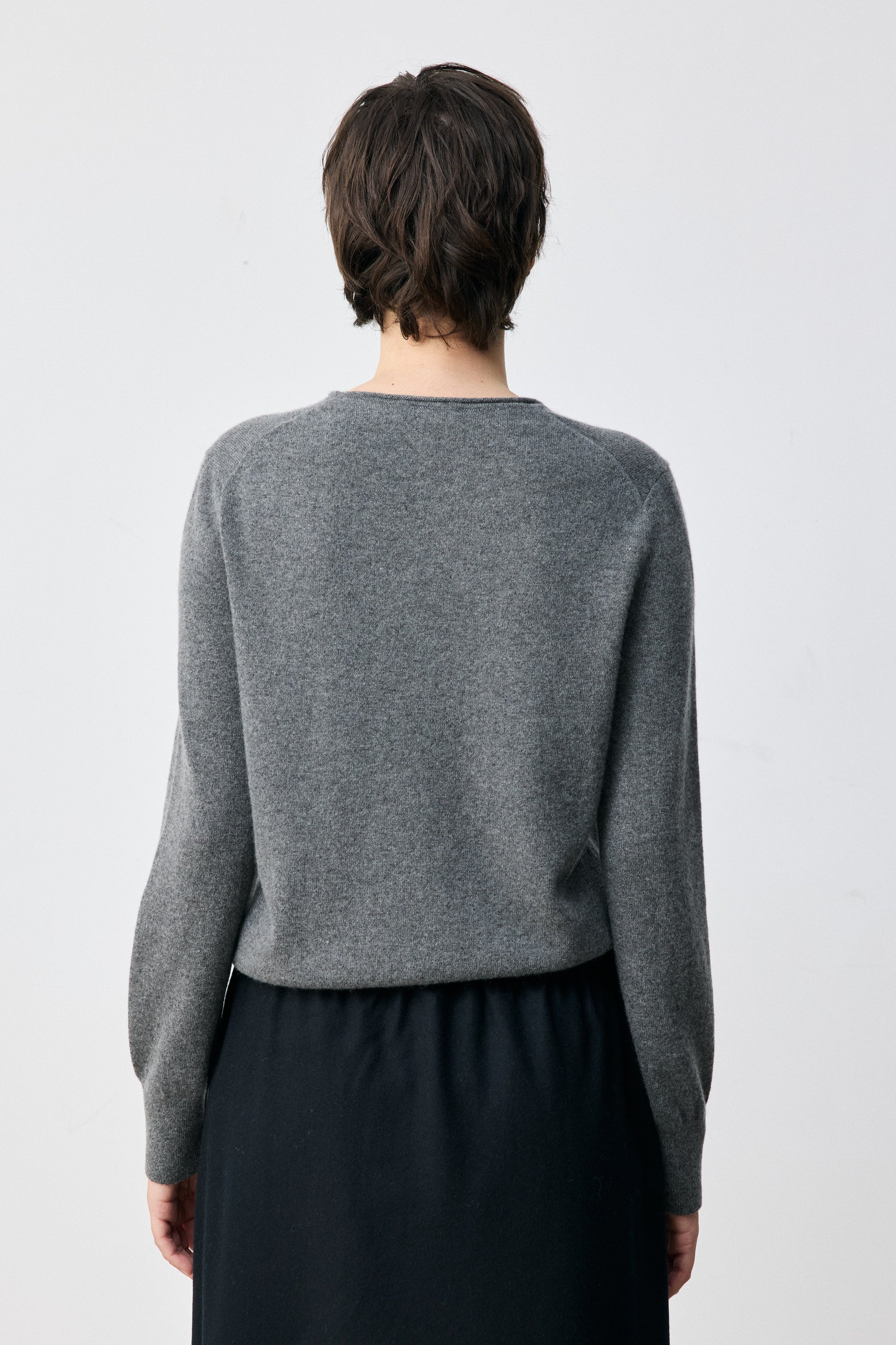 Classic Pure Cashmere Crewneck Sweater