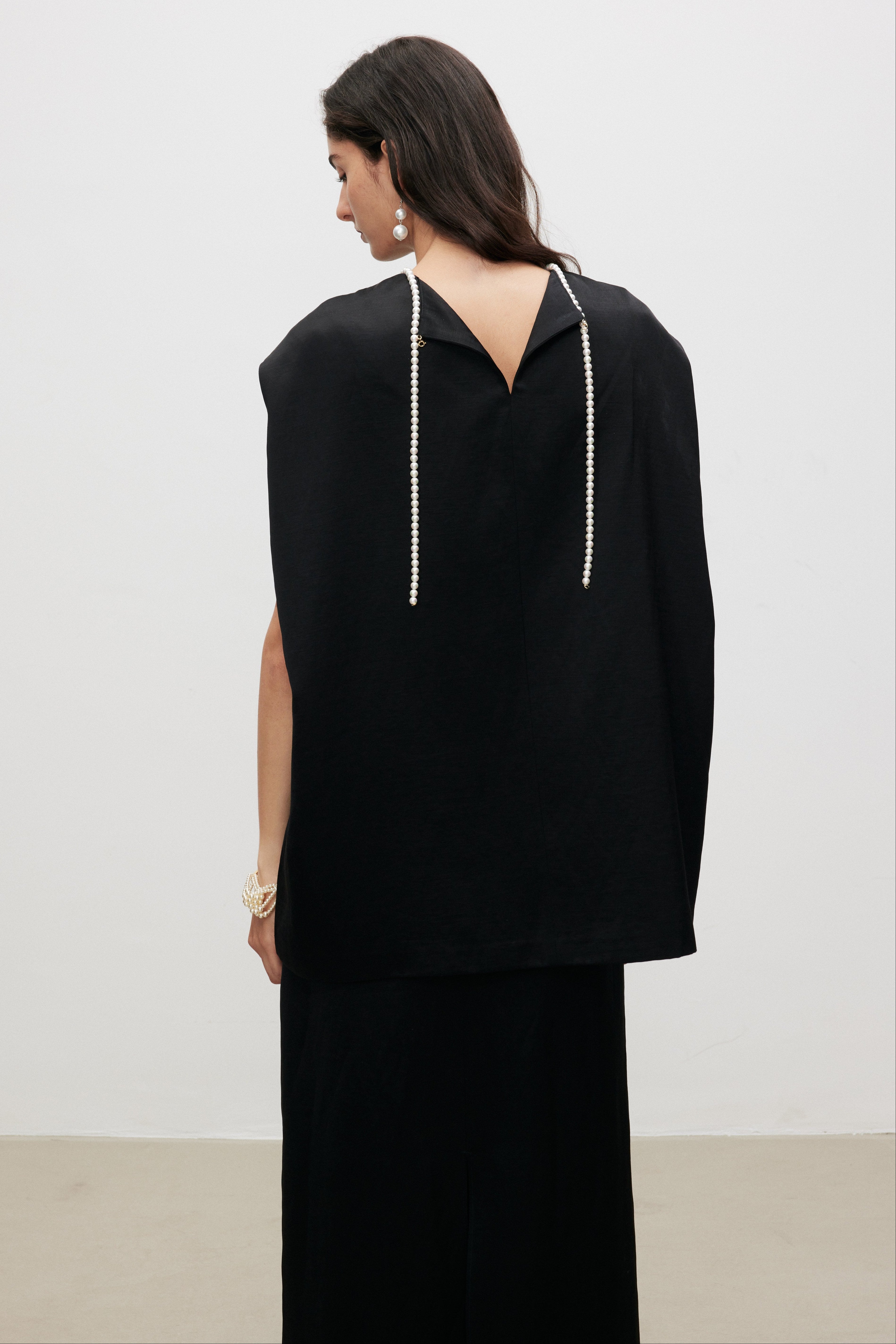 Pearl Sheen Acetate Linen Blend Sleeveless Top