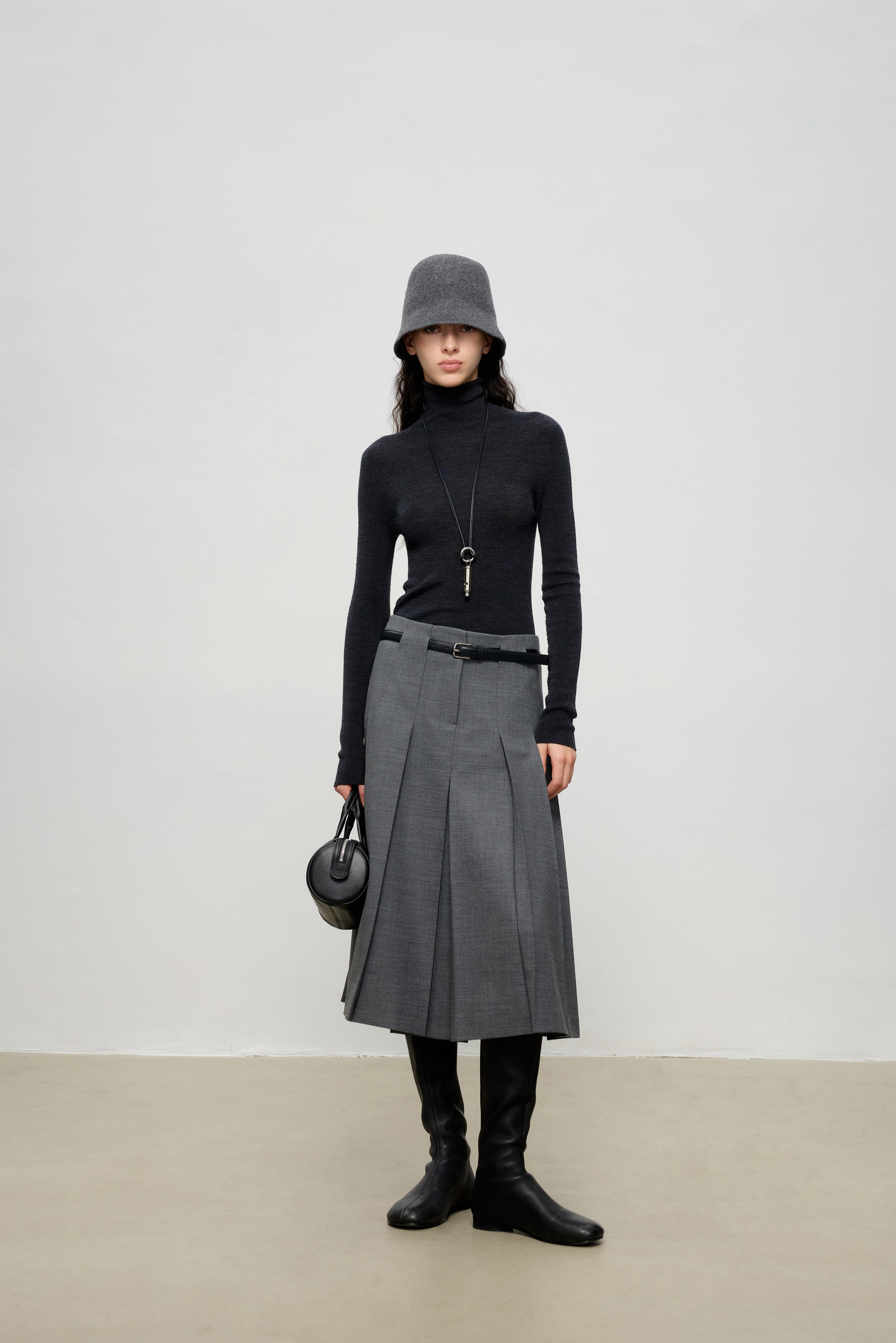 Lightweight Merino Wool & Cashmere Turtleneck Base Layer Knit Top