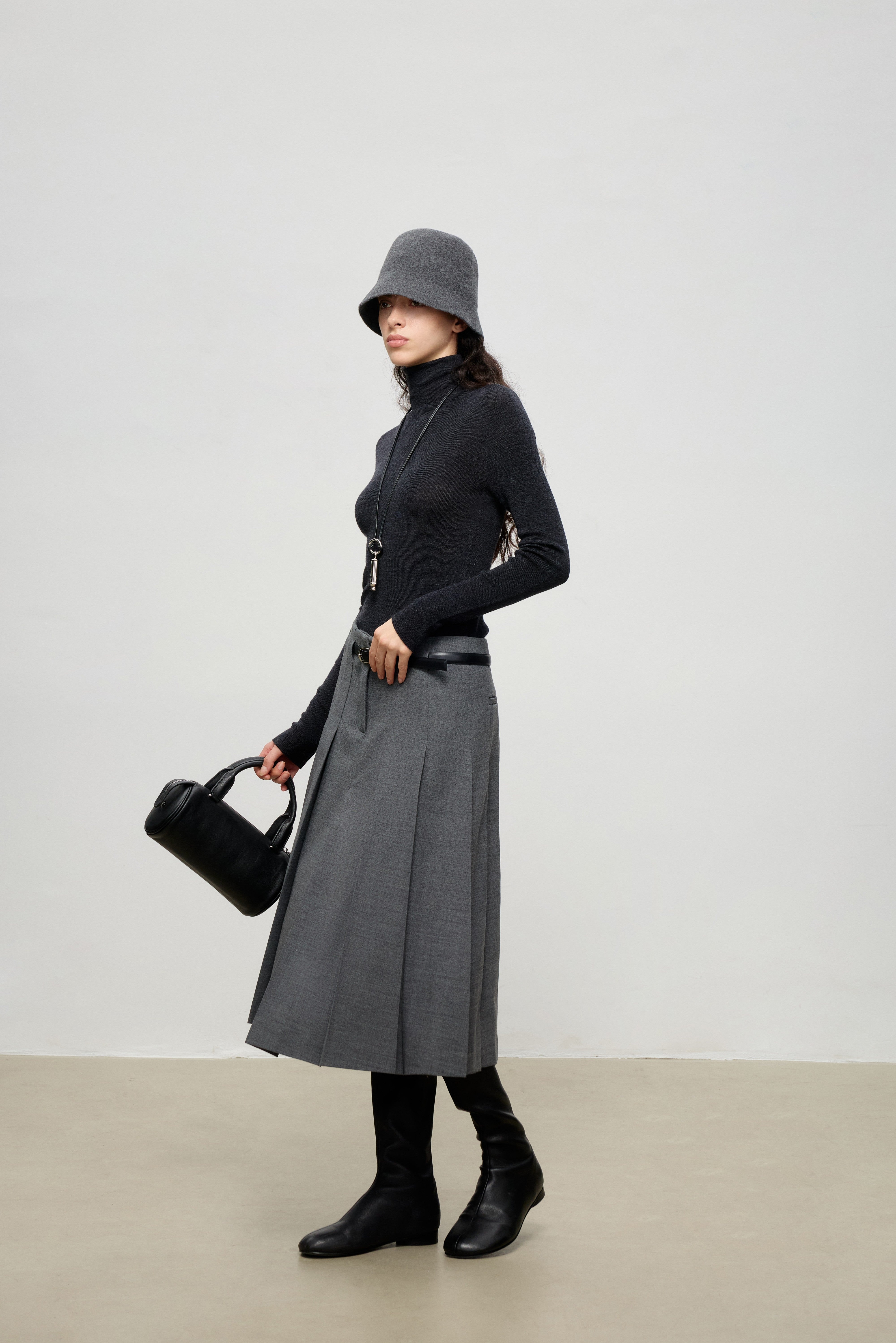 Lightweight Merino Wool & Cashmere Turtleneck Base Layer Knit Top