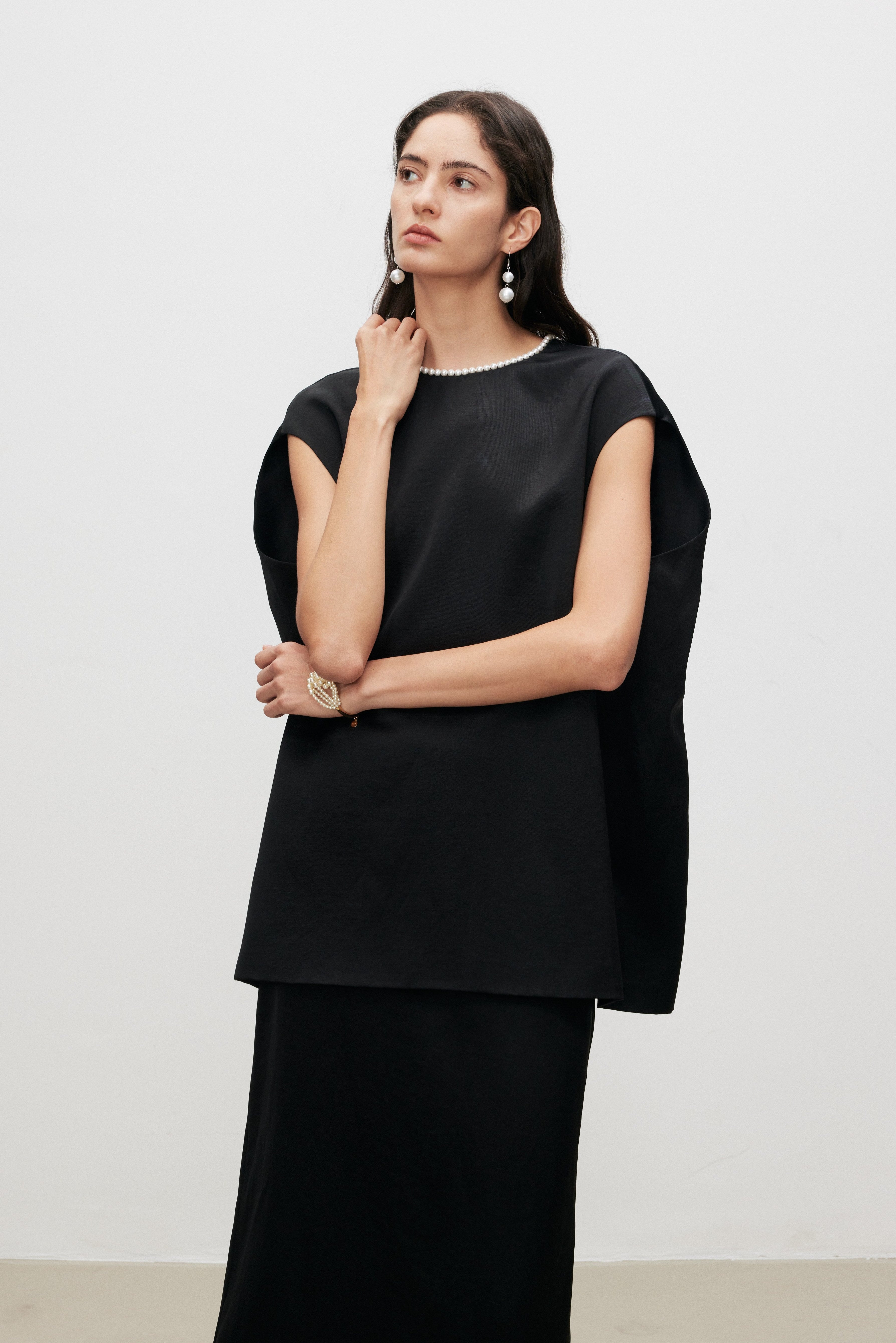 Pearl Sheen Acetate Linen Blend Sleeveless Top