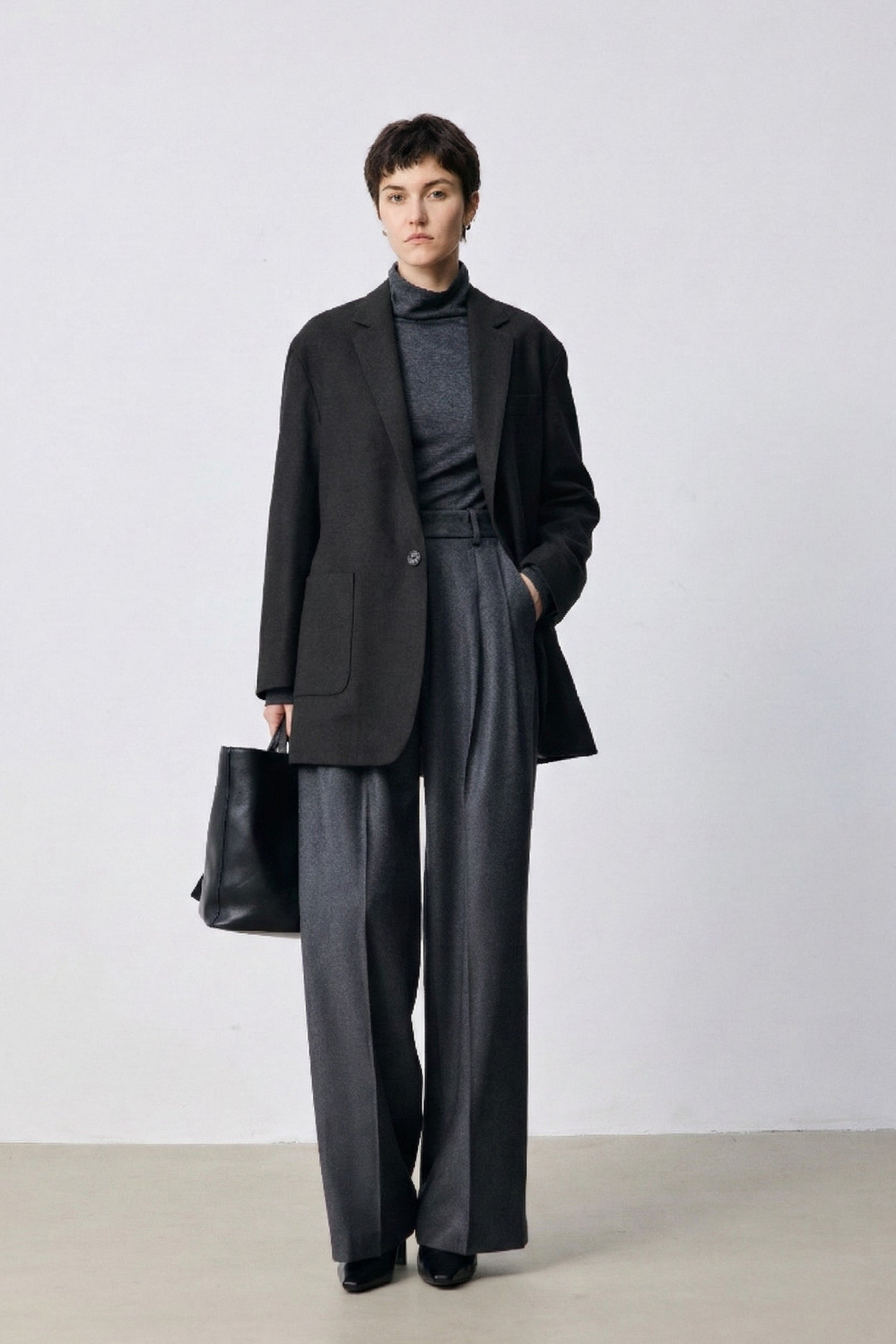 One-Button Relaxed Fit Wool Blazer