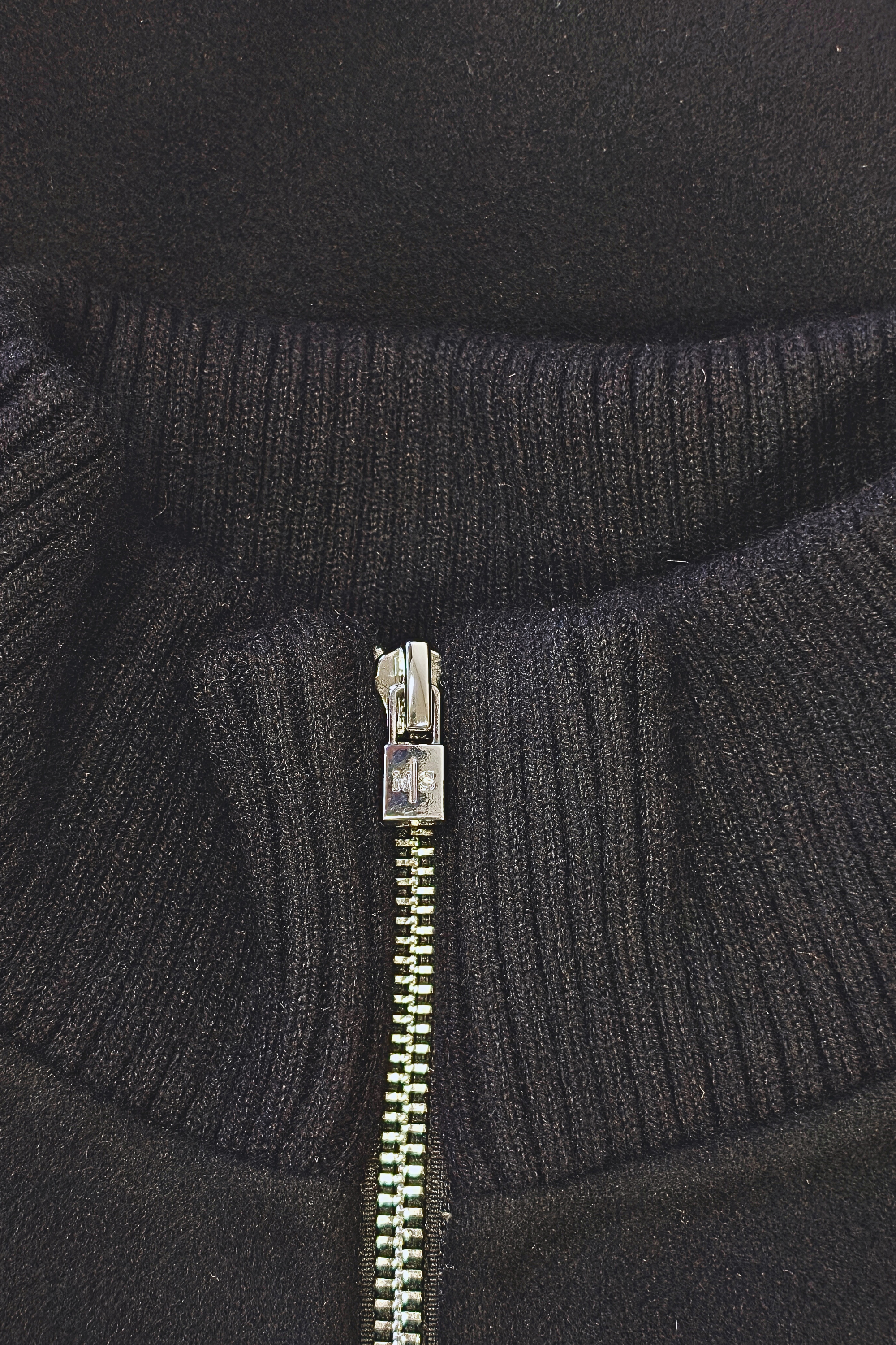 Minimal Pure Wool Zip-Up Vest