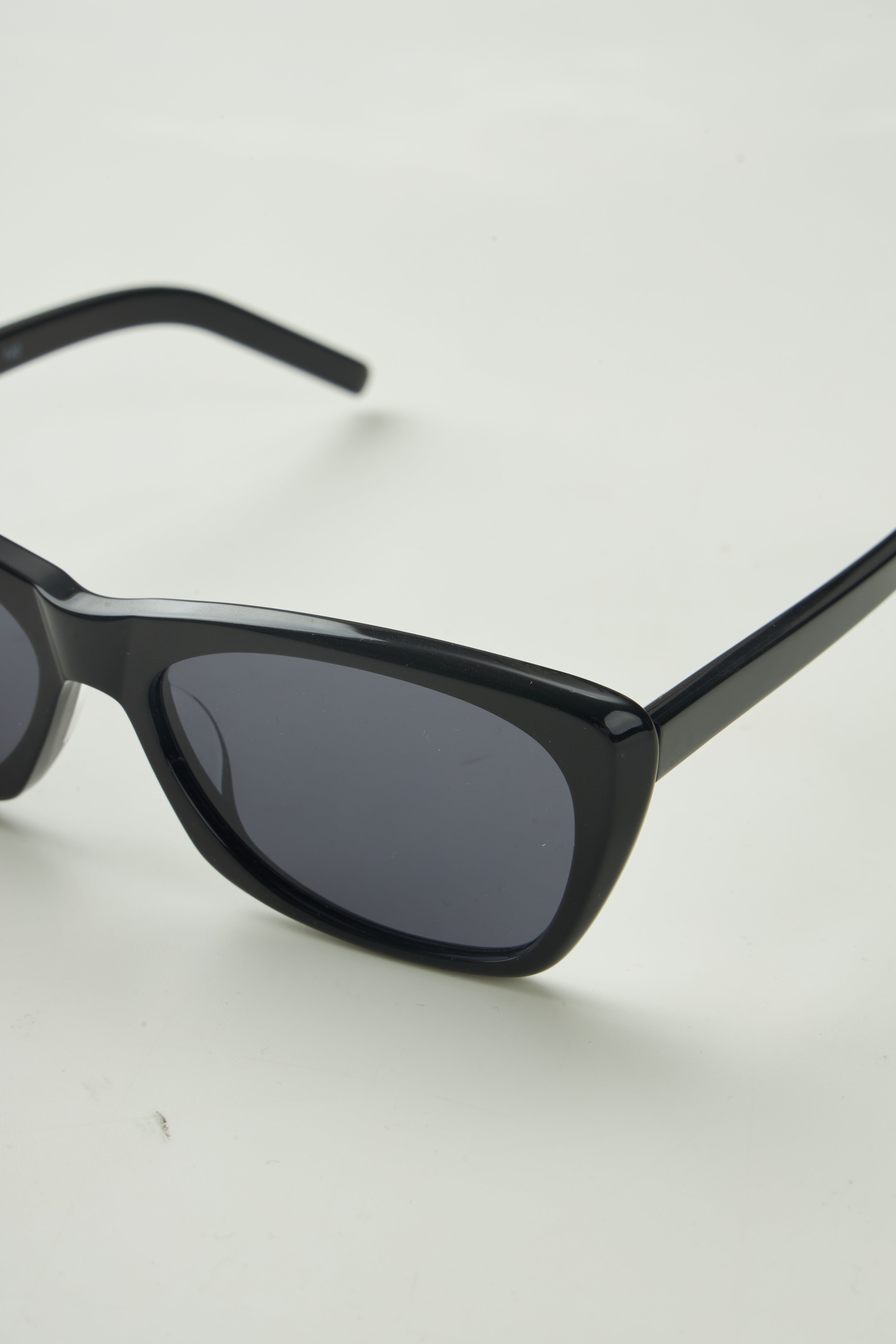 Black Frame UV Portection Sunglasses