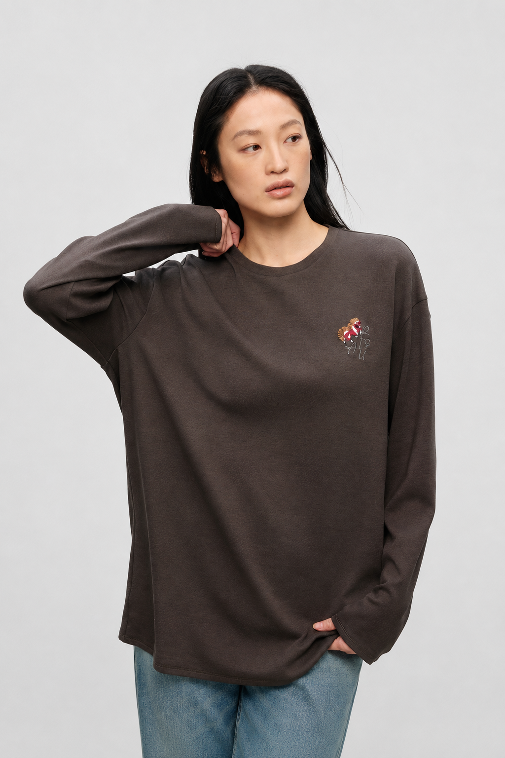 Embroidered Logo Long Sleeve Tee