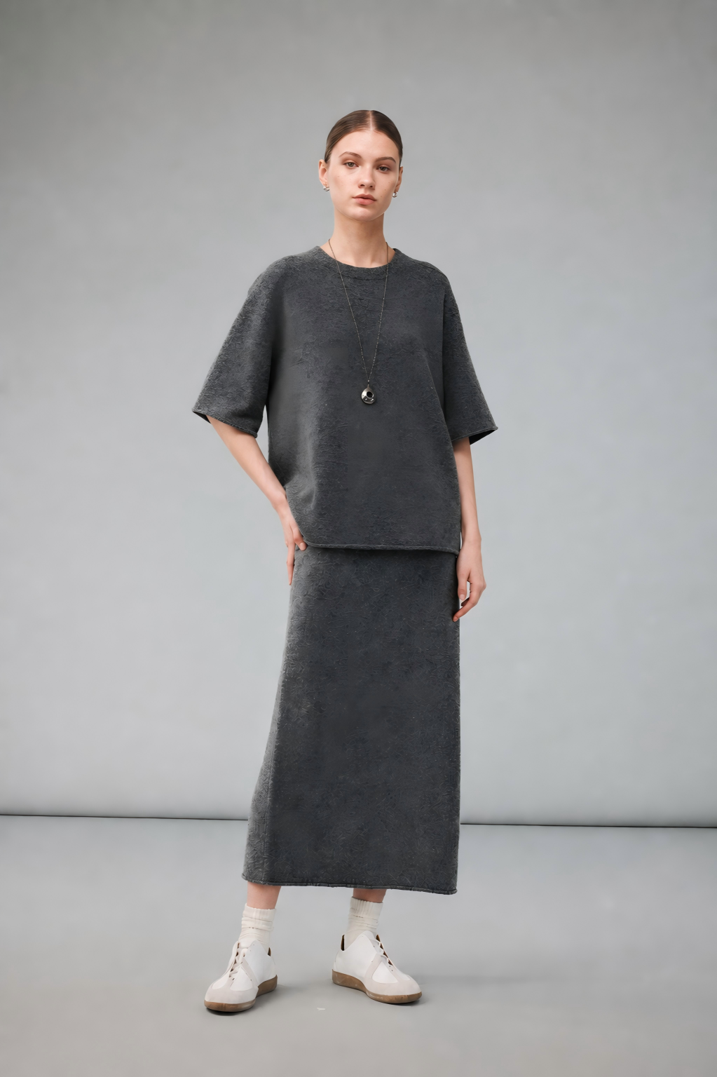 Premium Yak Wool Straight-Cut Knit Skirt with Back Slit