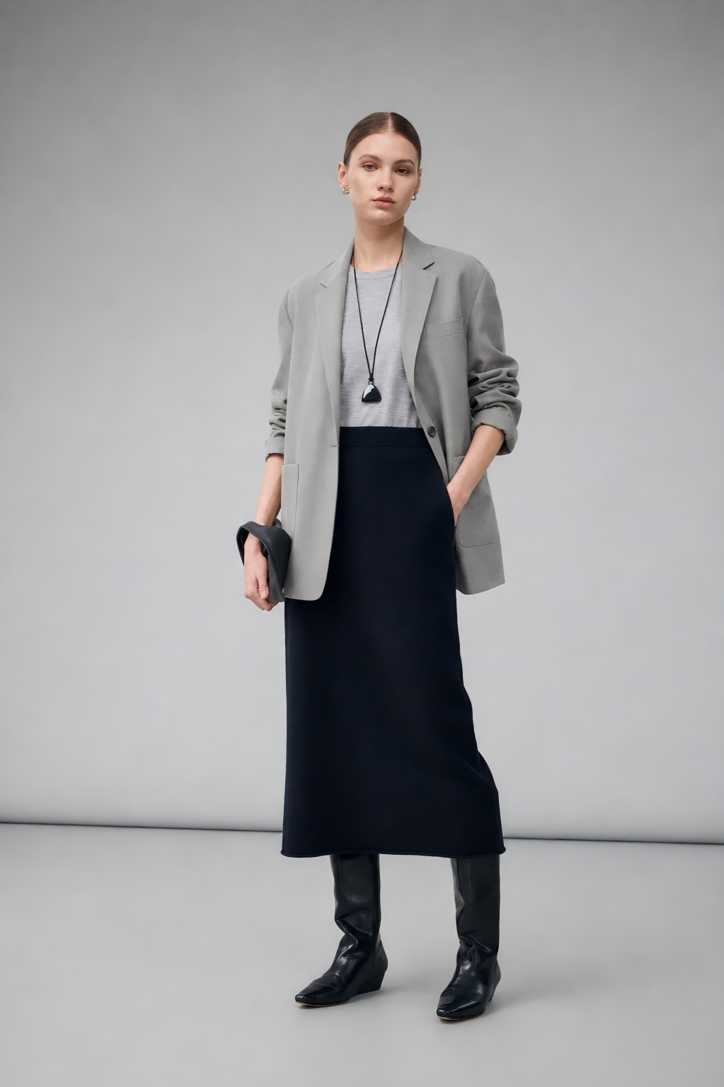 Premium Yak Wool Straight-Cut Knit Skirt with Back Slit