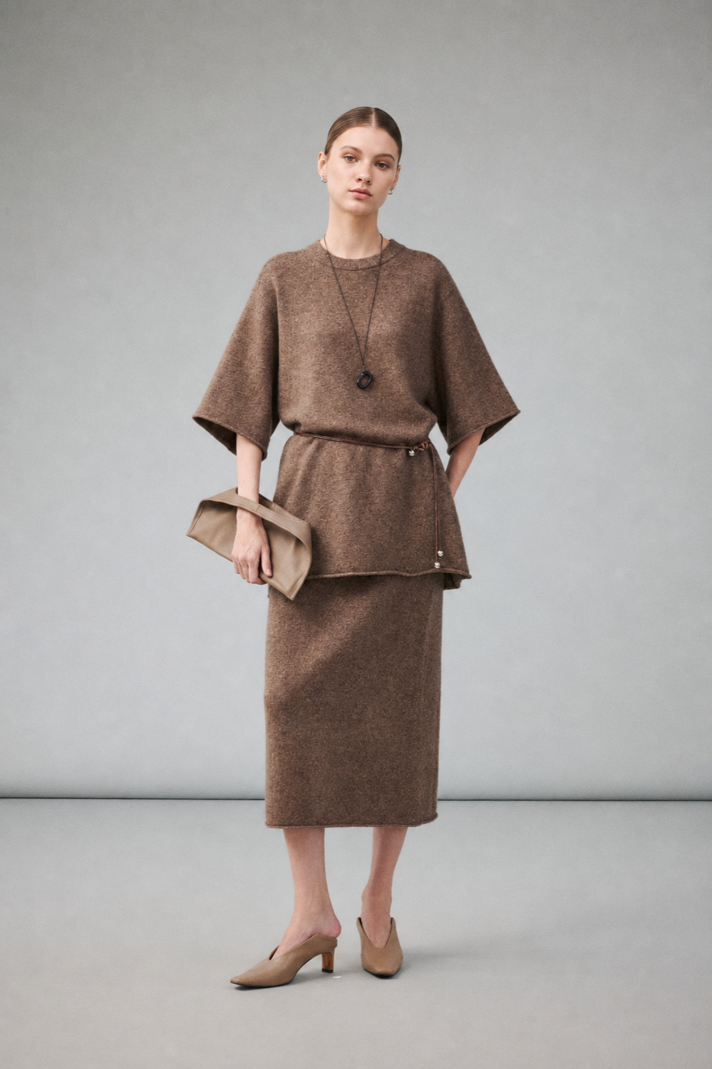 Premium Yak Wool Straight-Cut Knit Skirt with Back Slit