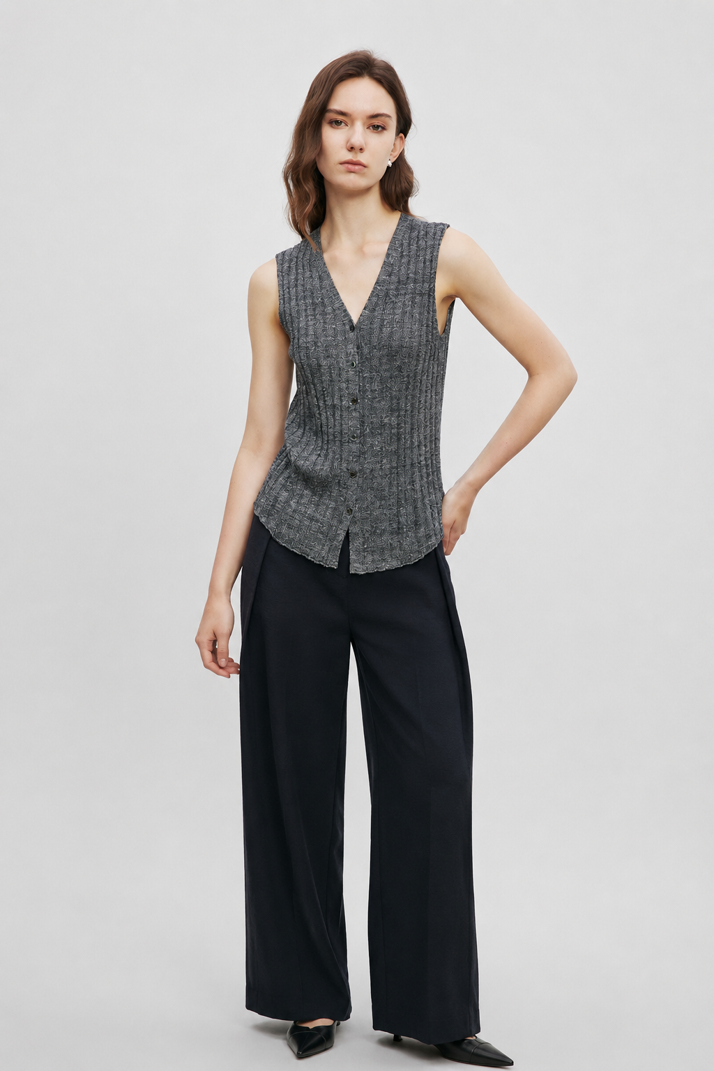Vertical Texture Wool-Linen Blend Knit Vest