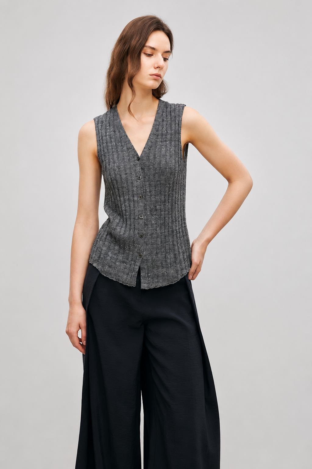 Vertical Texture Wool-Linen Blend Knit Vest