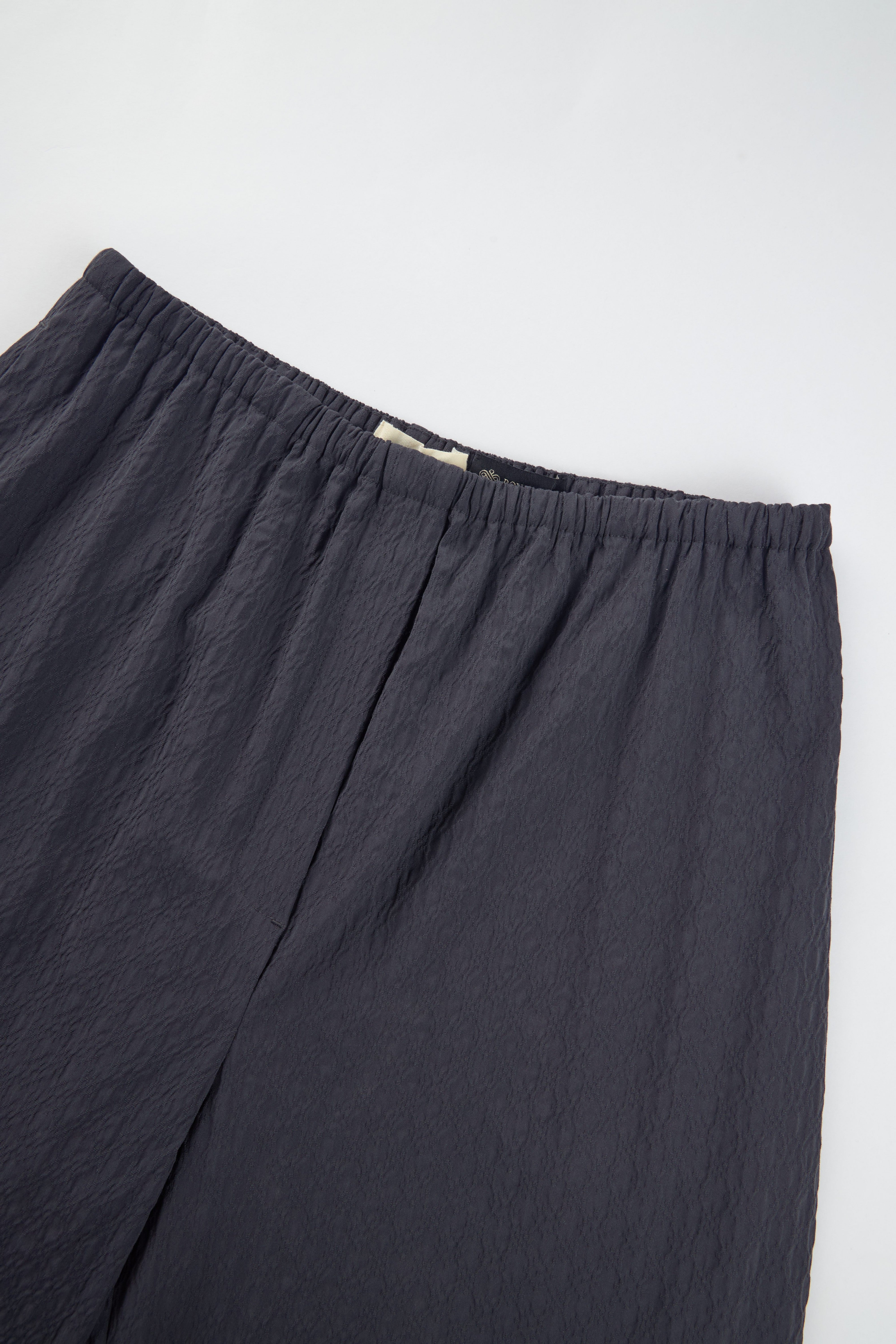 Elastic-Waist Wool-Blend Cropped Barrel Pants