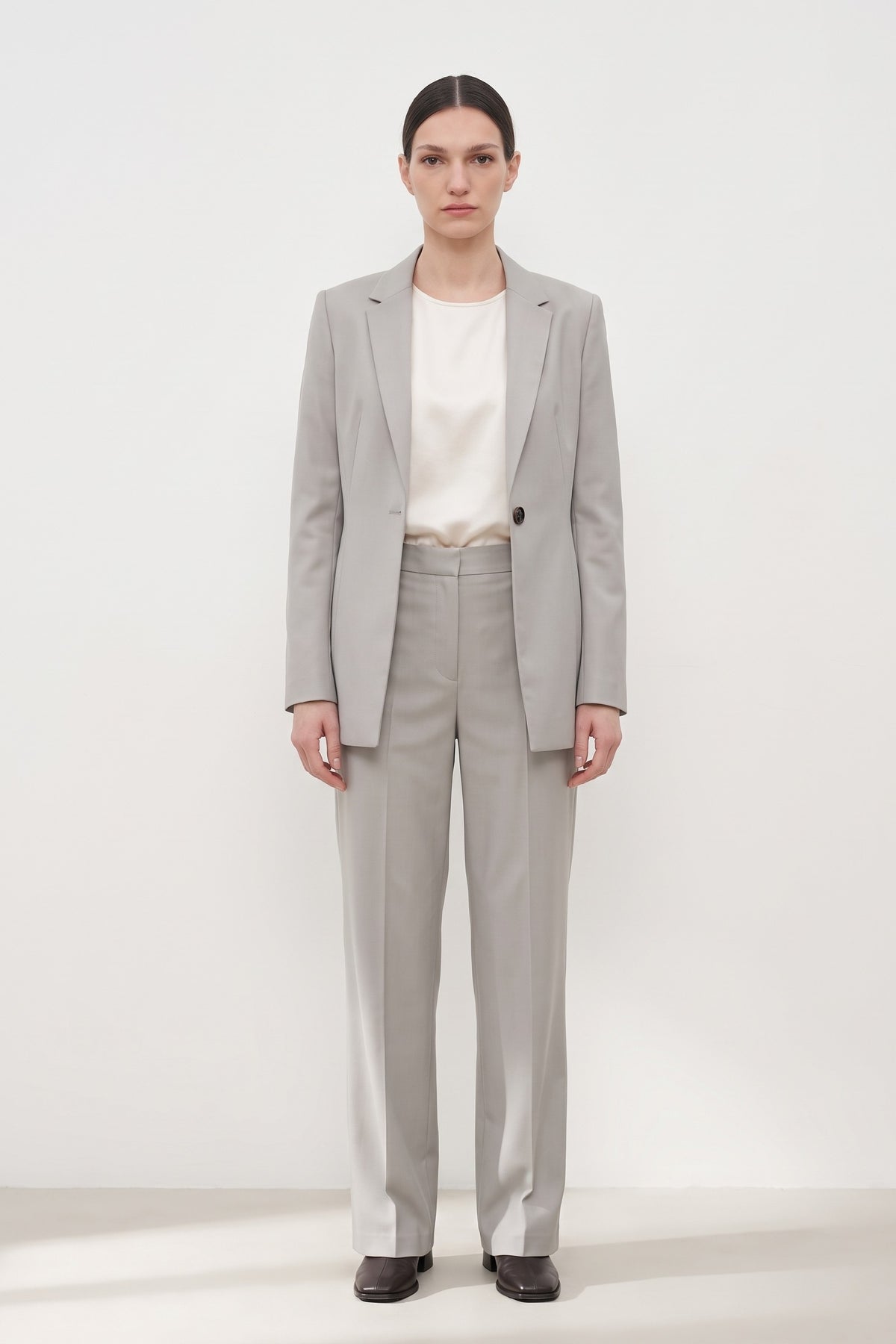 Wool-Cashmere Tailored Cinched Blazer