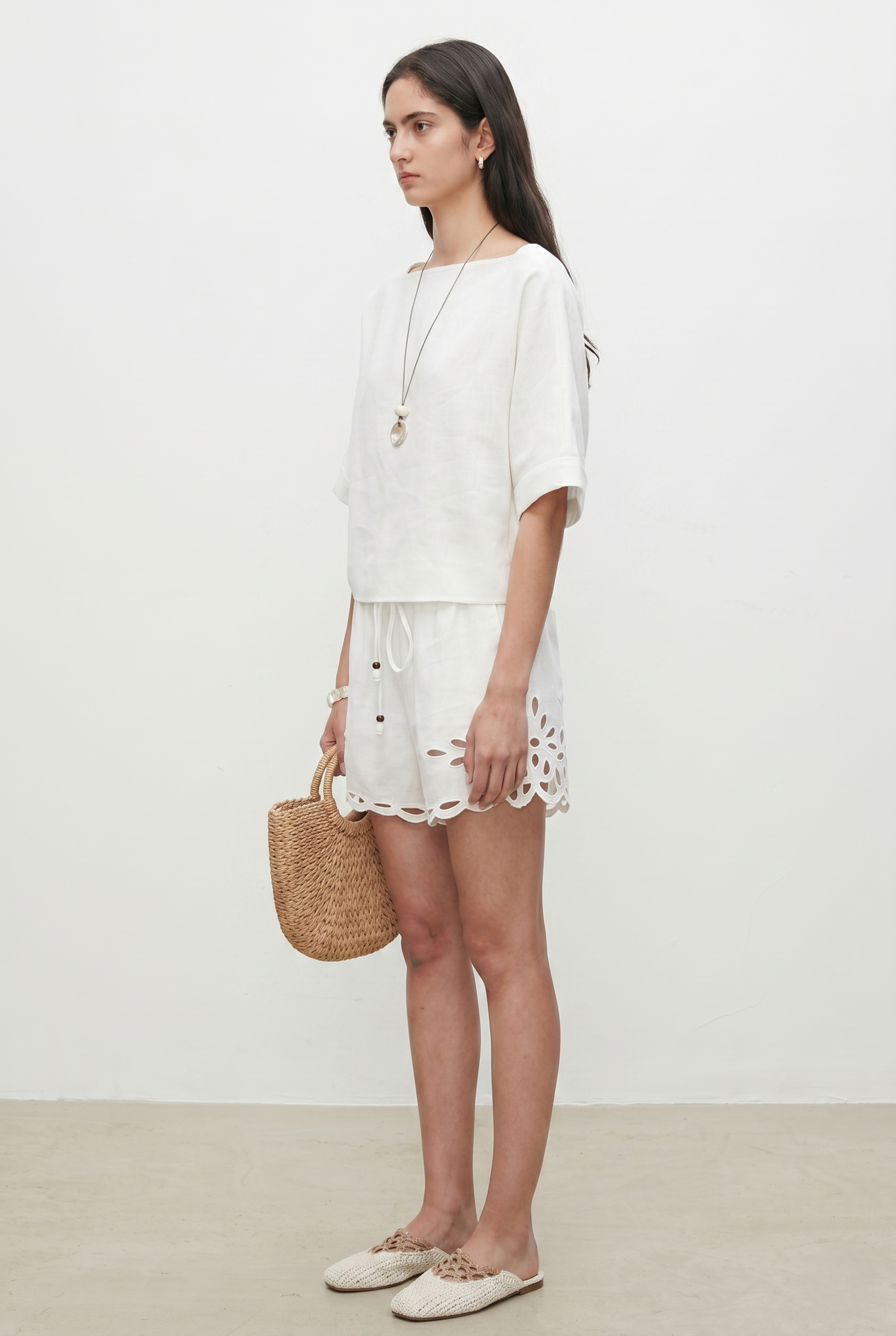 Linen Broderie Anglaise Shorts