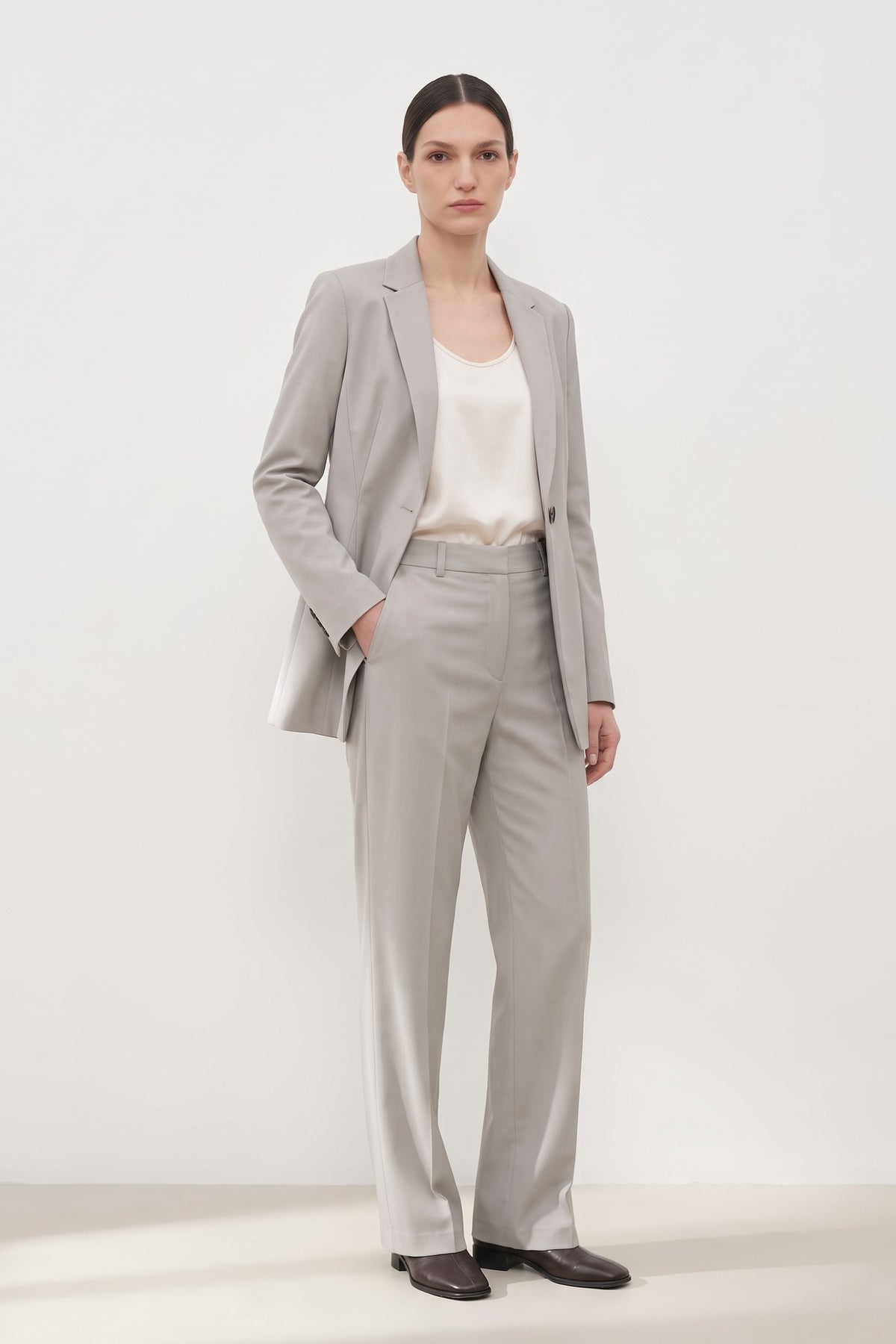 Wool-Cashmere Tailored Cinched Blazer