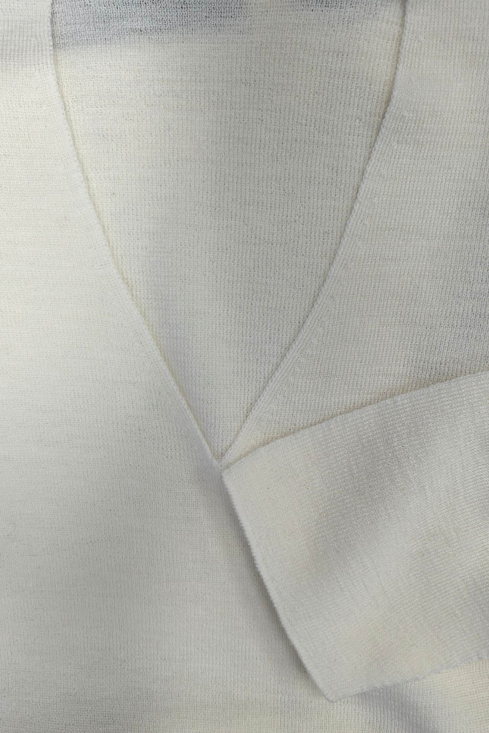 Marius Women's V-neck Half-sleeved Merino Wool Pullover