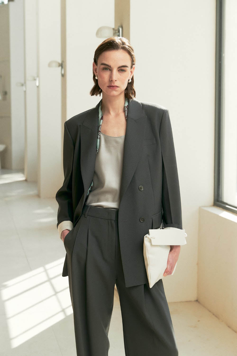 Wool Blend Tailored Relaxed Fit & Soft Drape Blazer