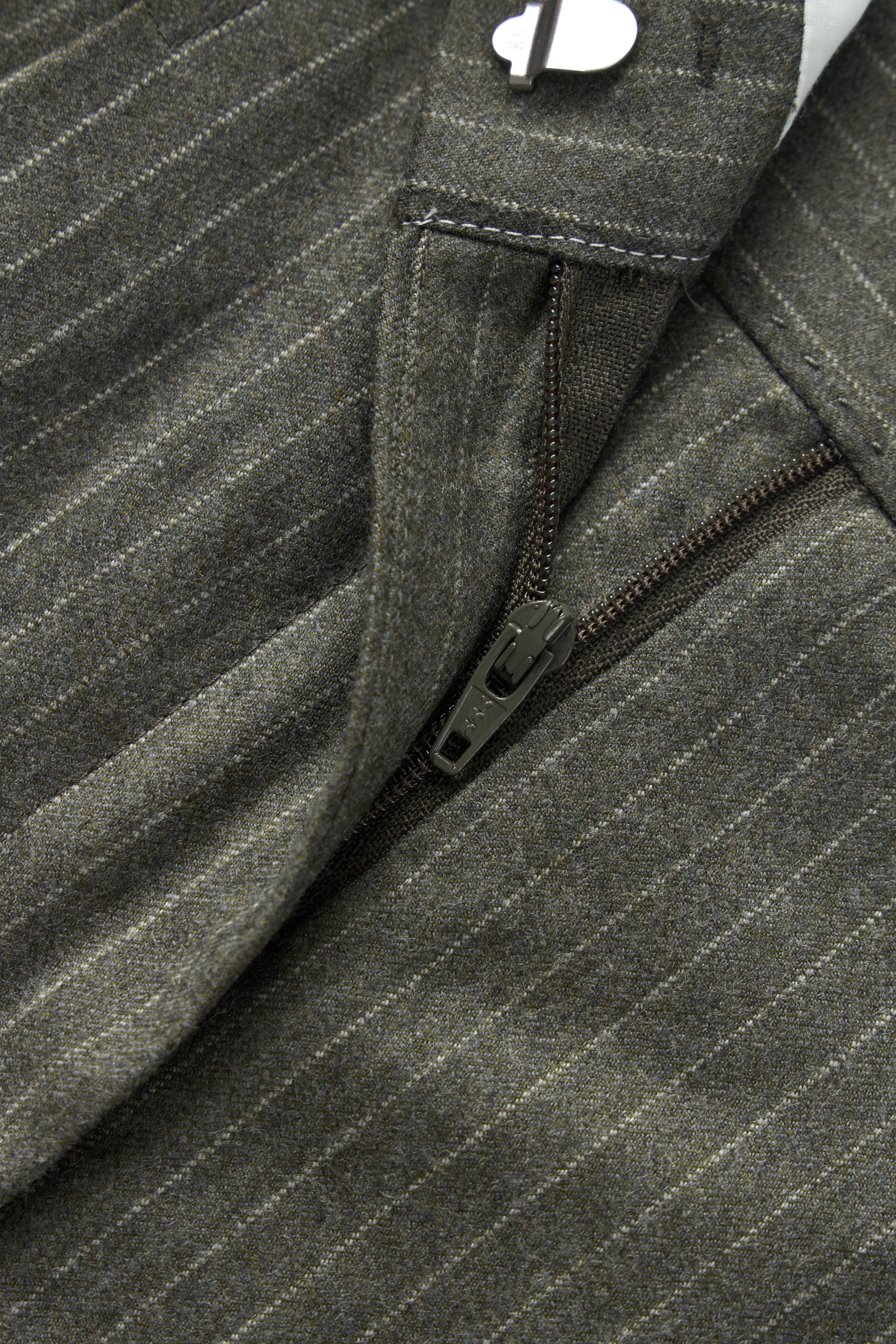 Classic Cropped Wool Cigarette Pleated Pants