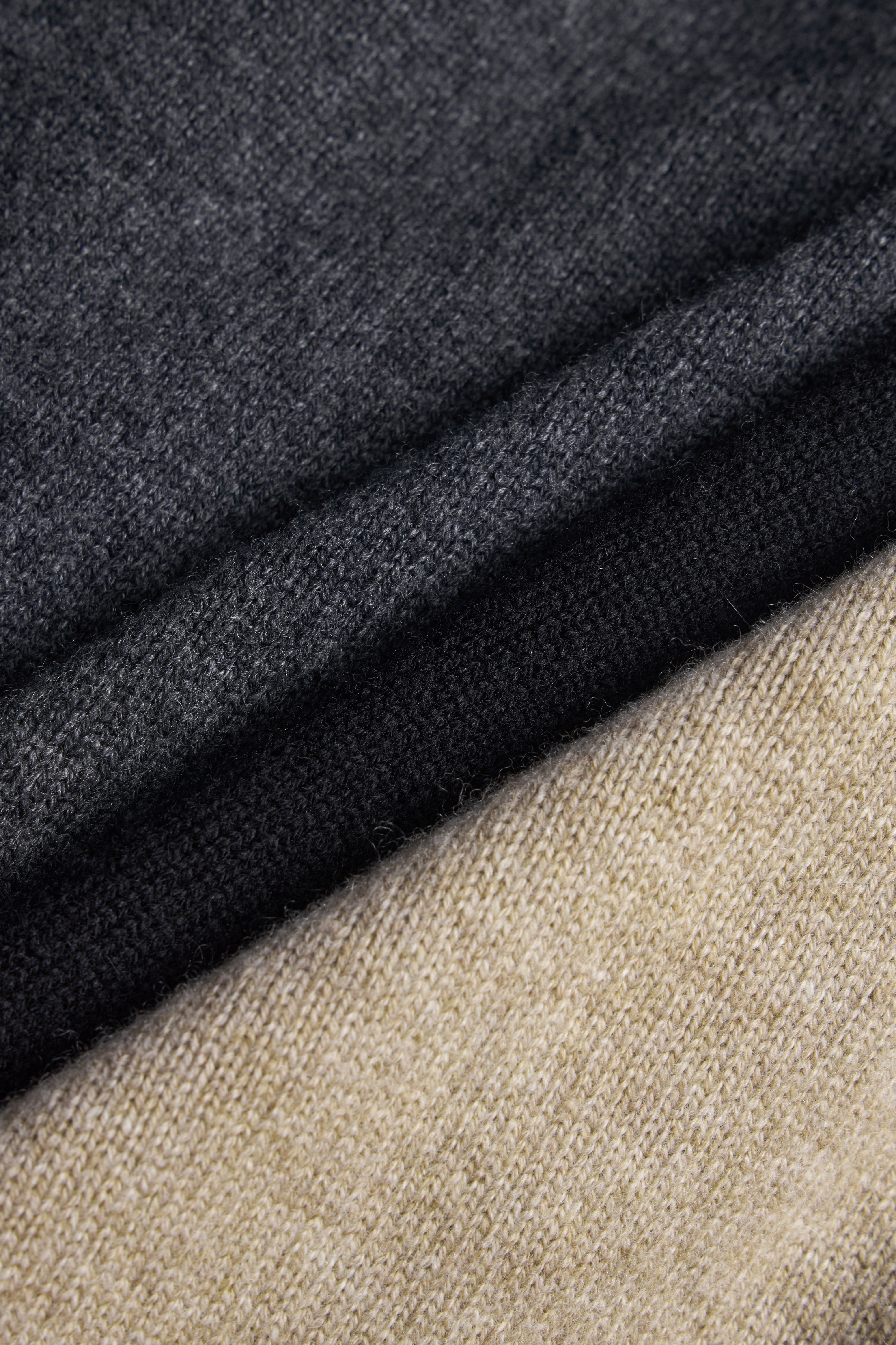 Plush Wool-Cashmere Turtleneck Sweater