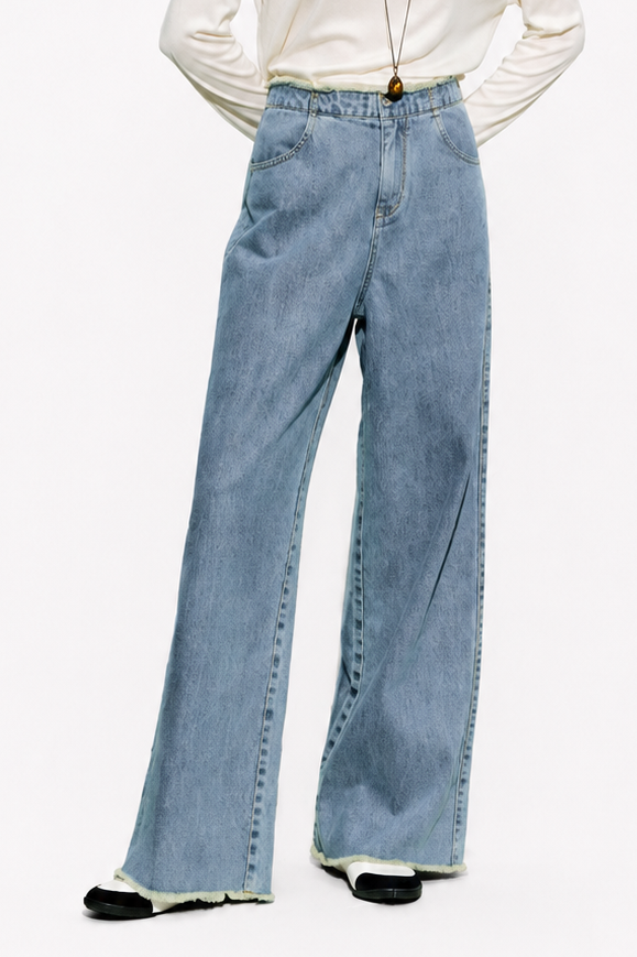 Tailored Straight-Leg Jeans with Frayed Hem